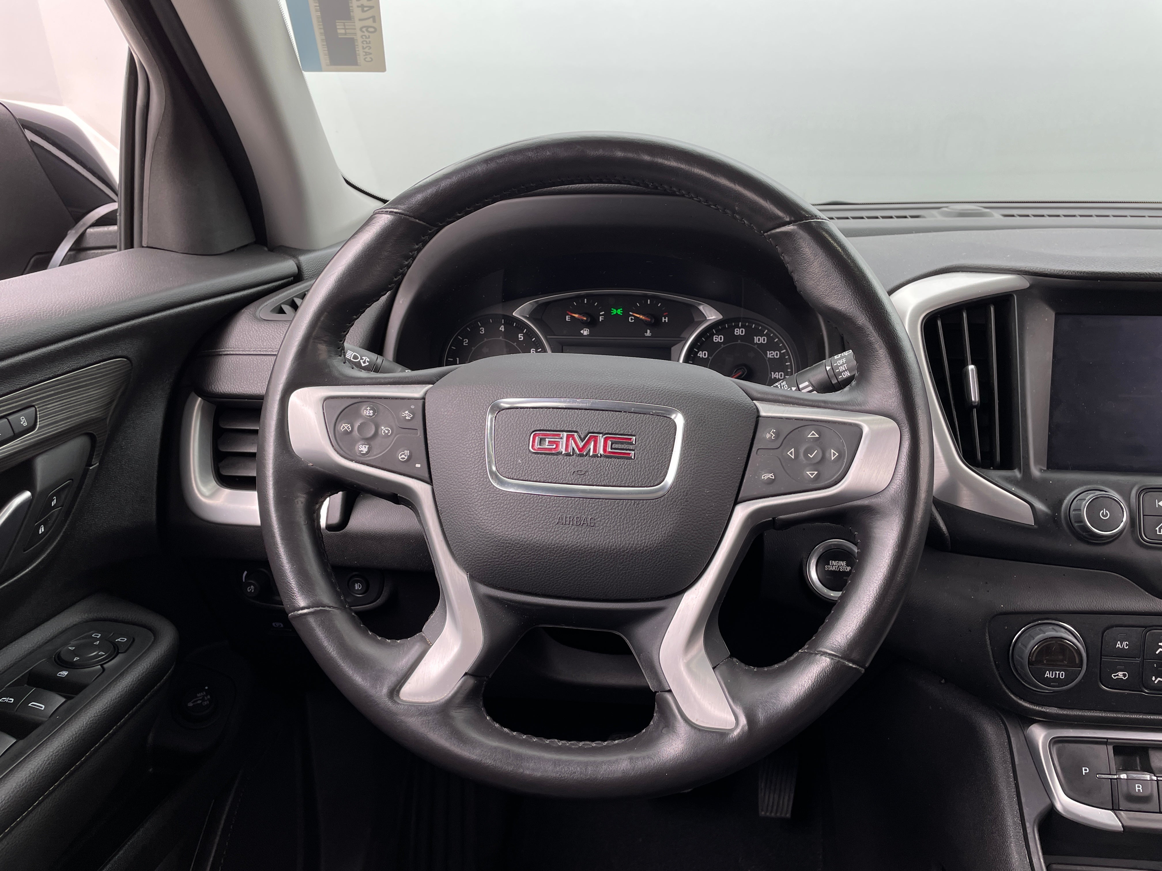 2022 GMC Terrain SLT 4