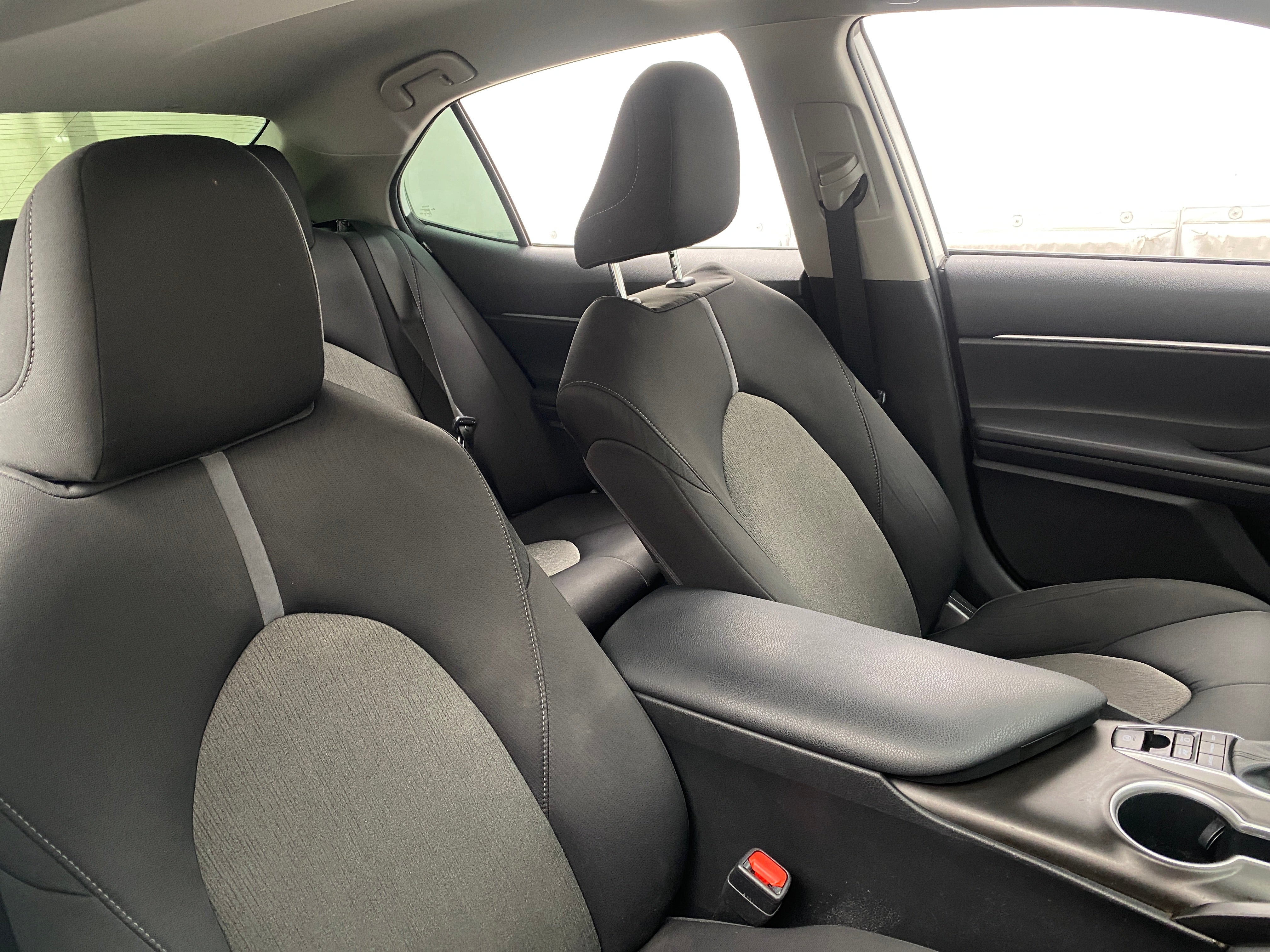 2021 Toyota Camry LE 2