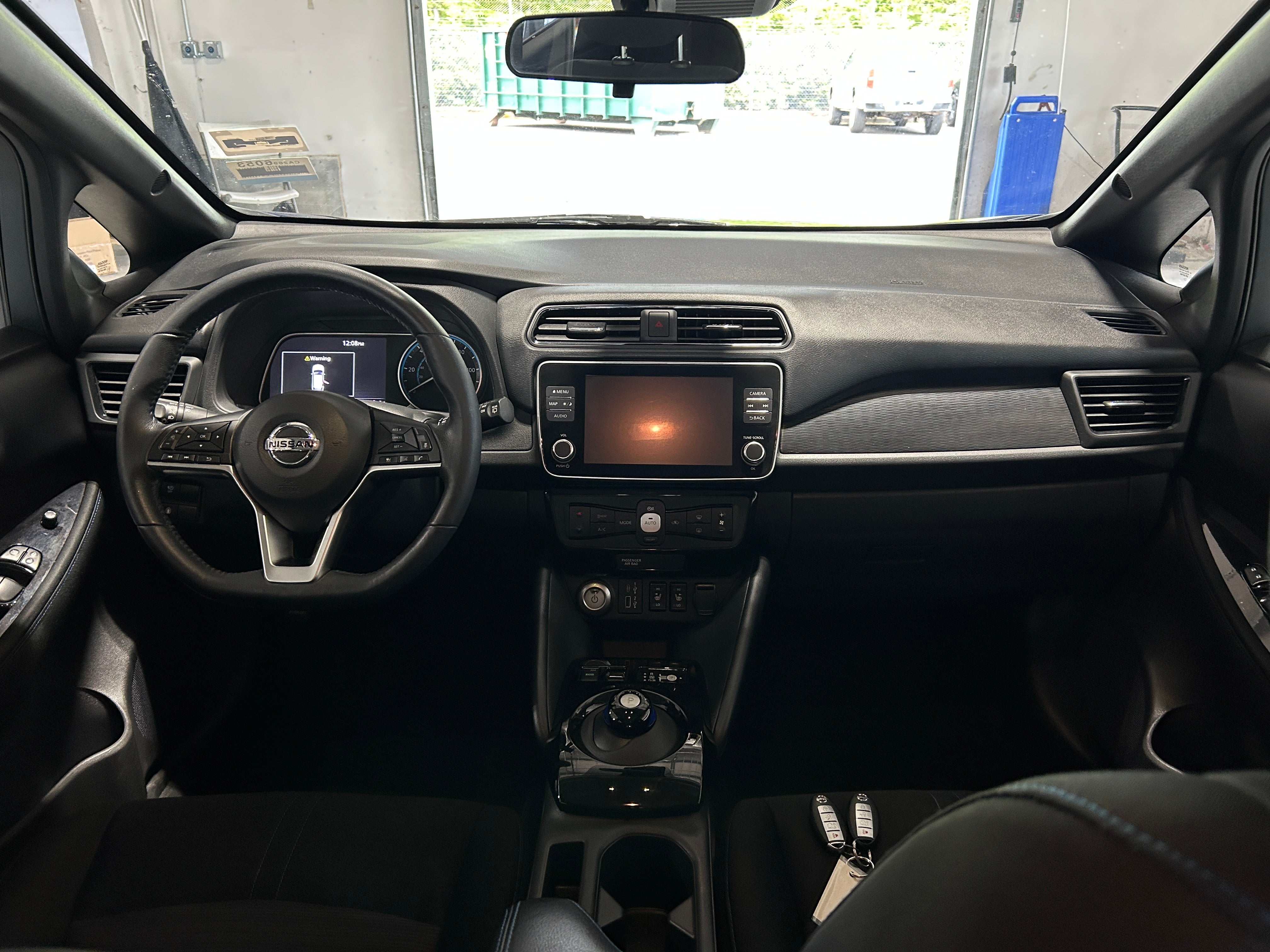 2022 Nissan Leaf SV 3