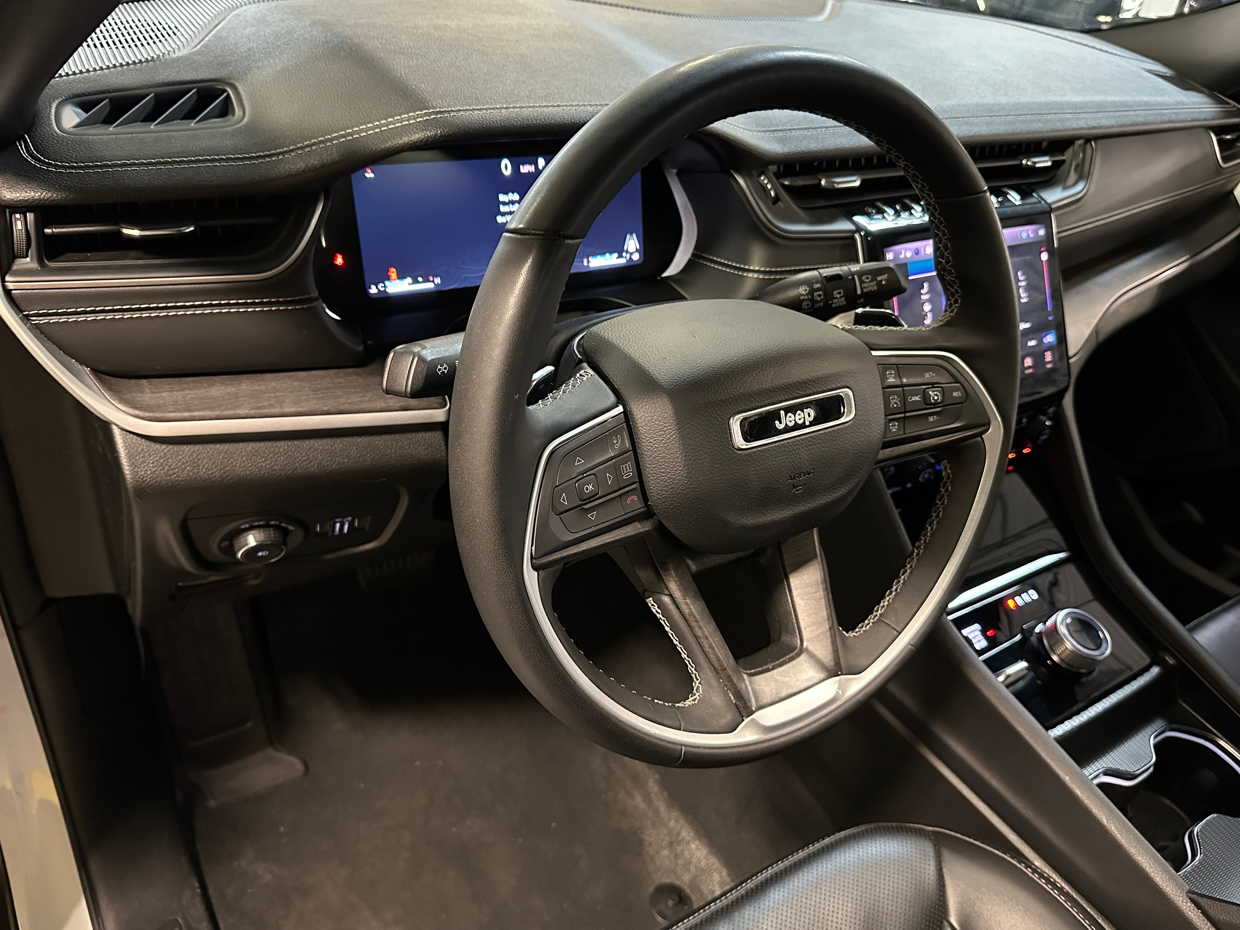 2024 Jeep Grand Cherokee L Limited Edition 2