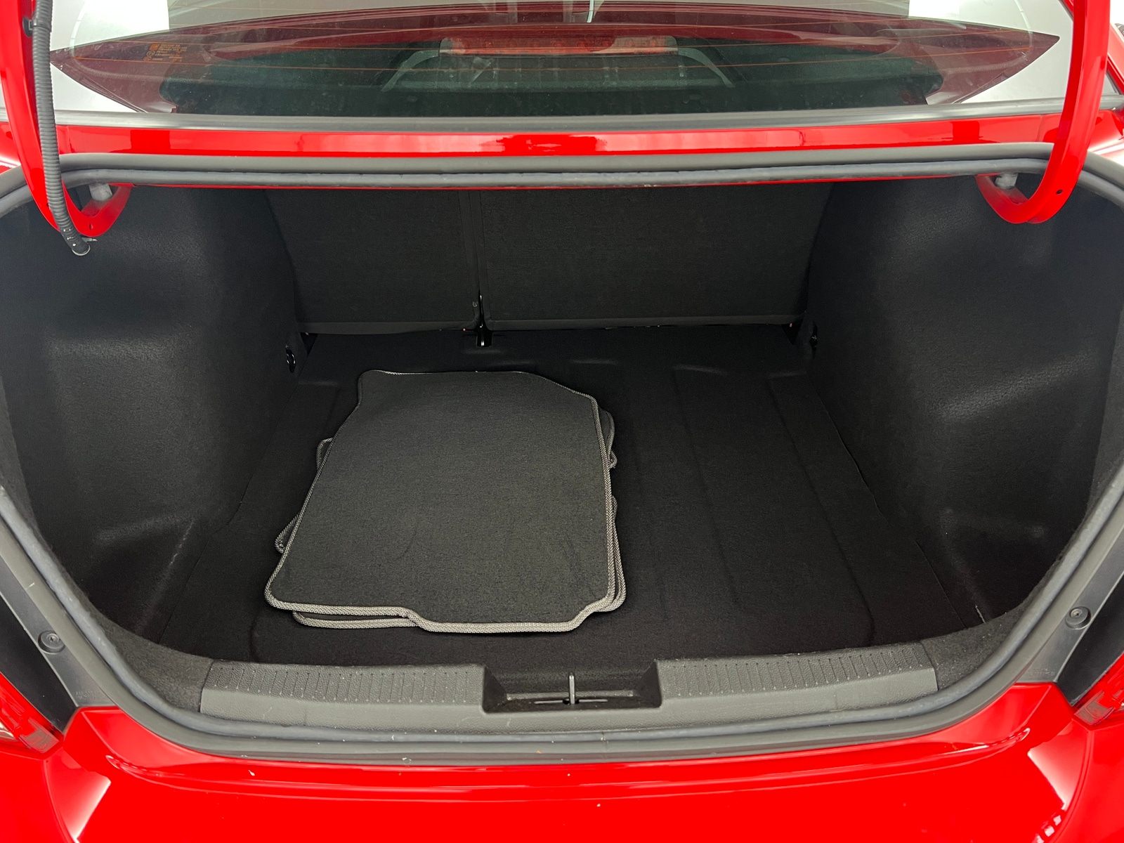 Thumbnail: 2020 Chevrolet Sonic - 7