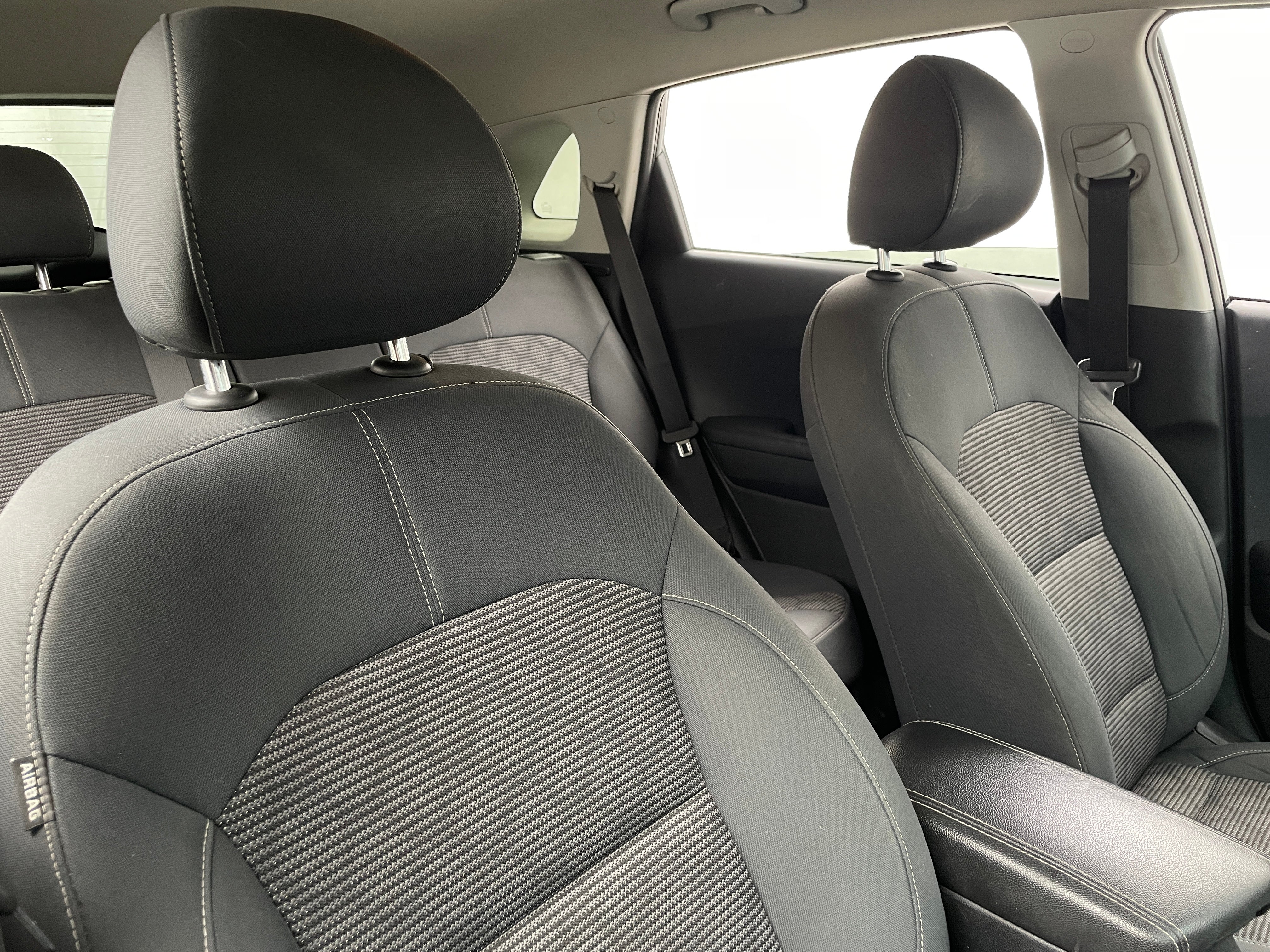 2019 Kia Niro LX 2