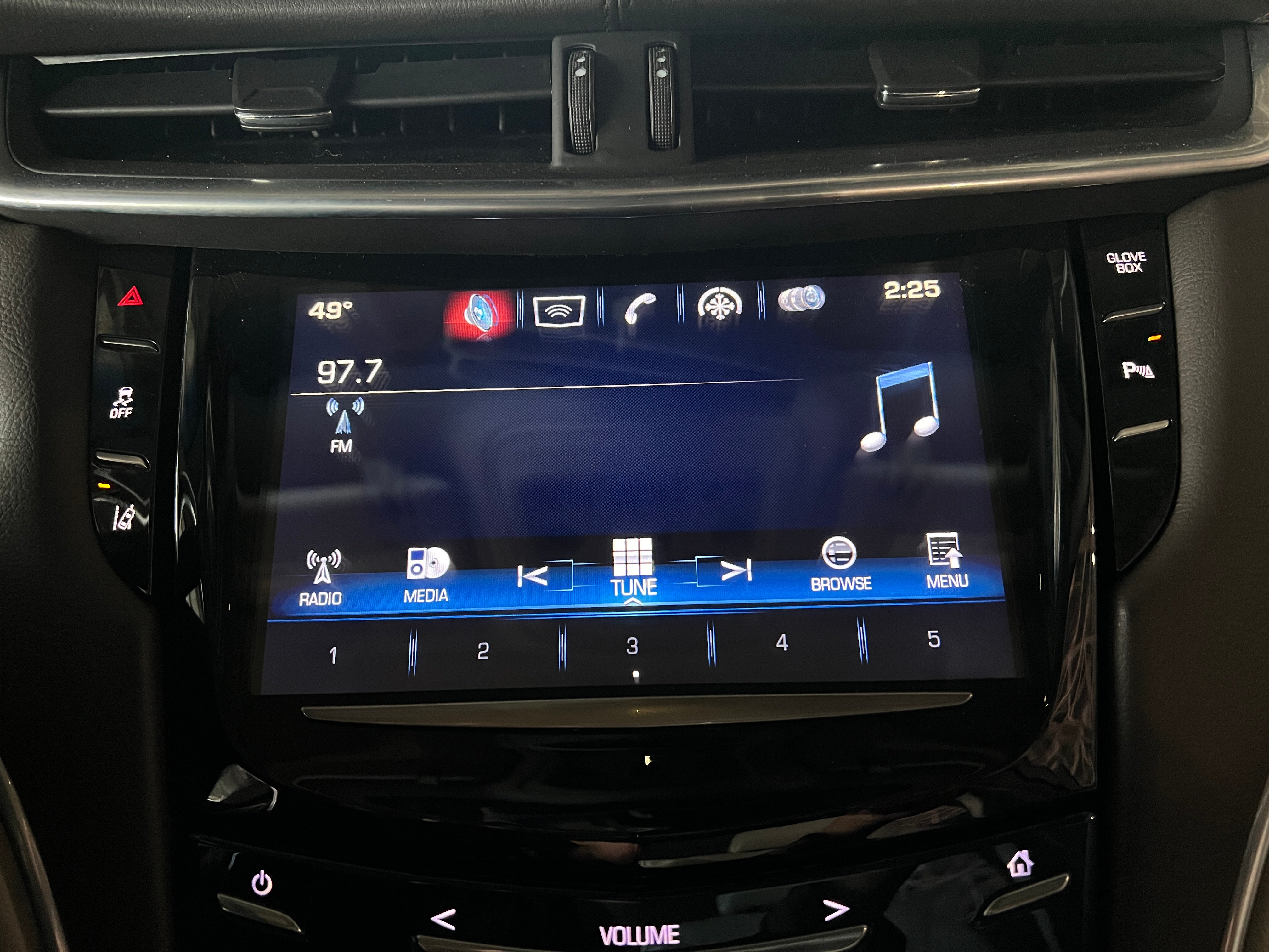 2016 Cadillac XTS Luxury 3