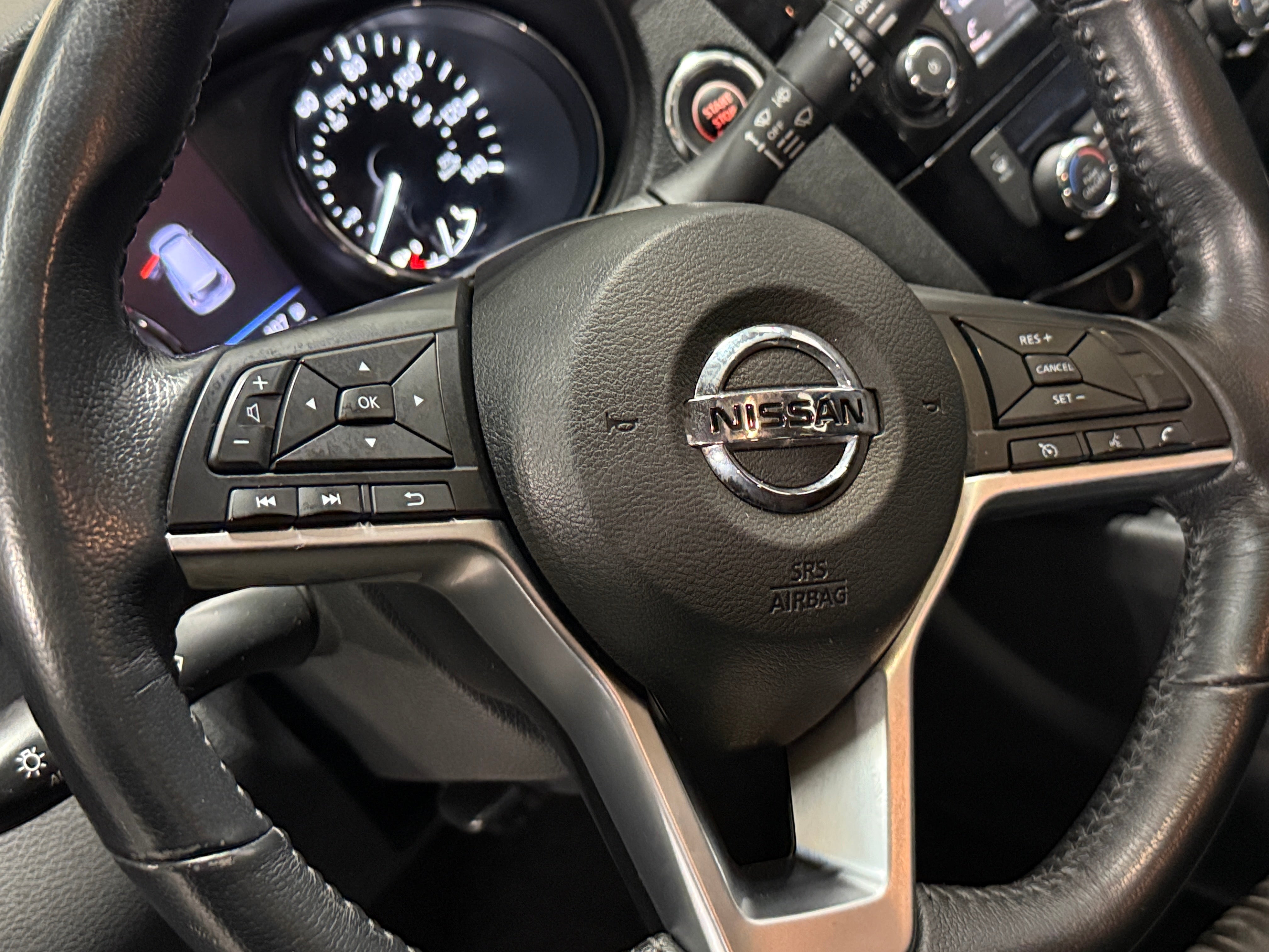 2018 Nissan Rogue SV 5