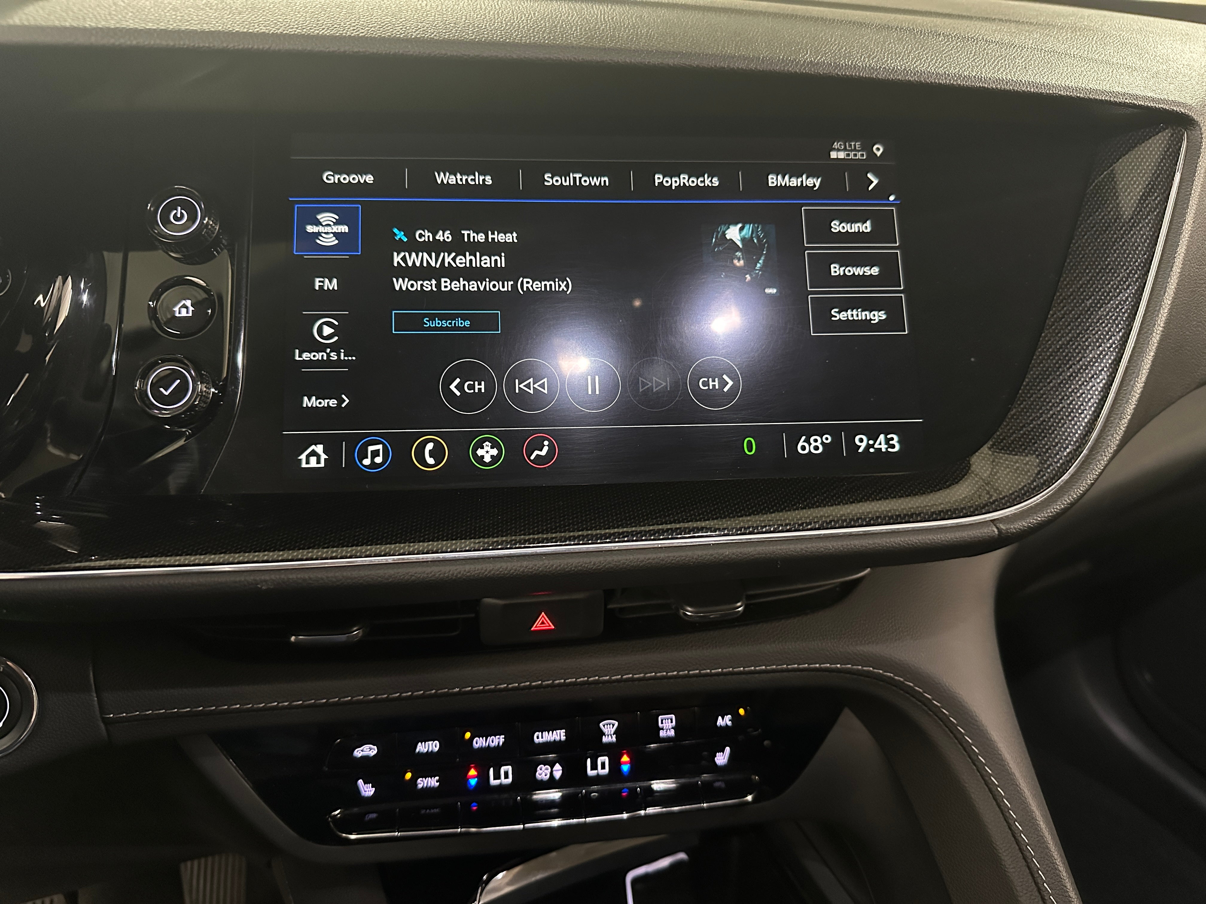 2023 Buick Envision Preferred 4