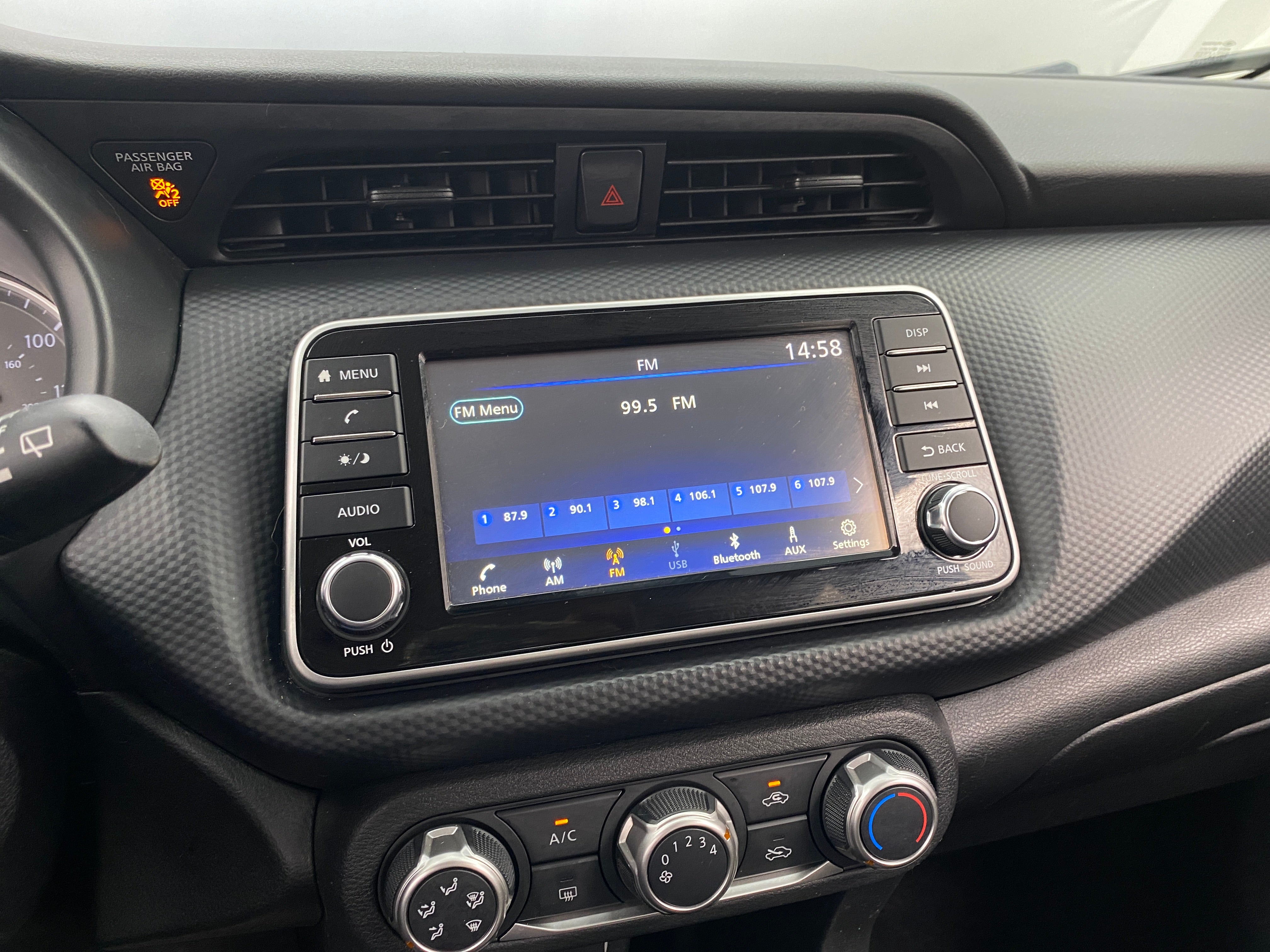 2021 Nissan Kicks S 4