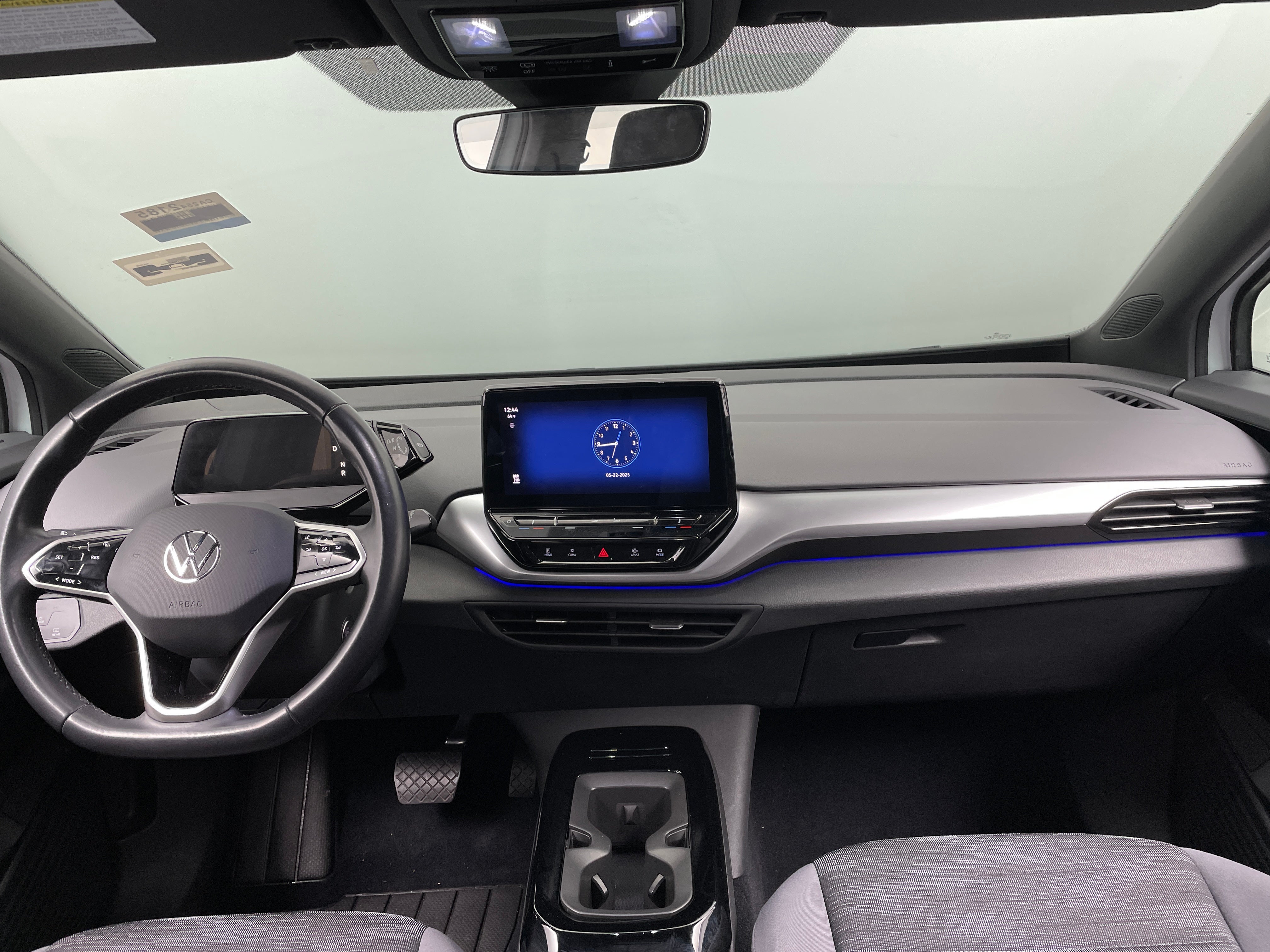 2022 Volkswagen ID.4 Pro 3