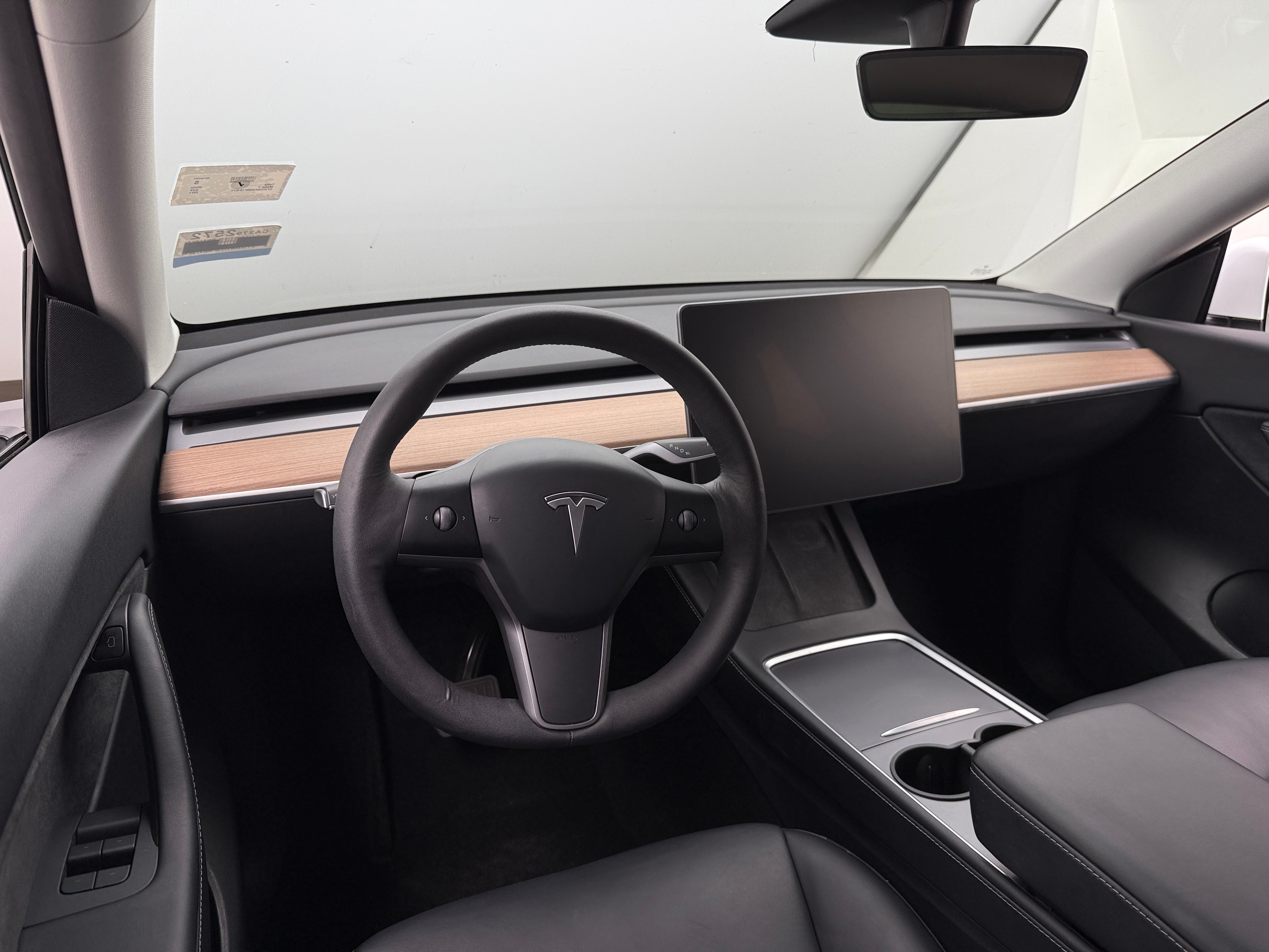 2021 Tesla Model Y Standard Range 2