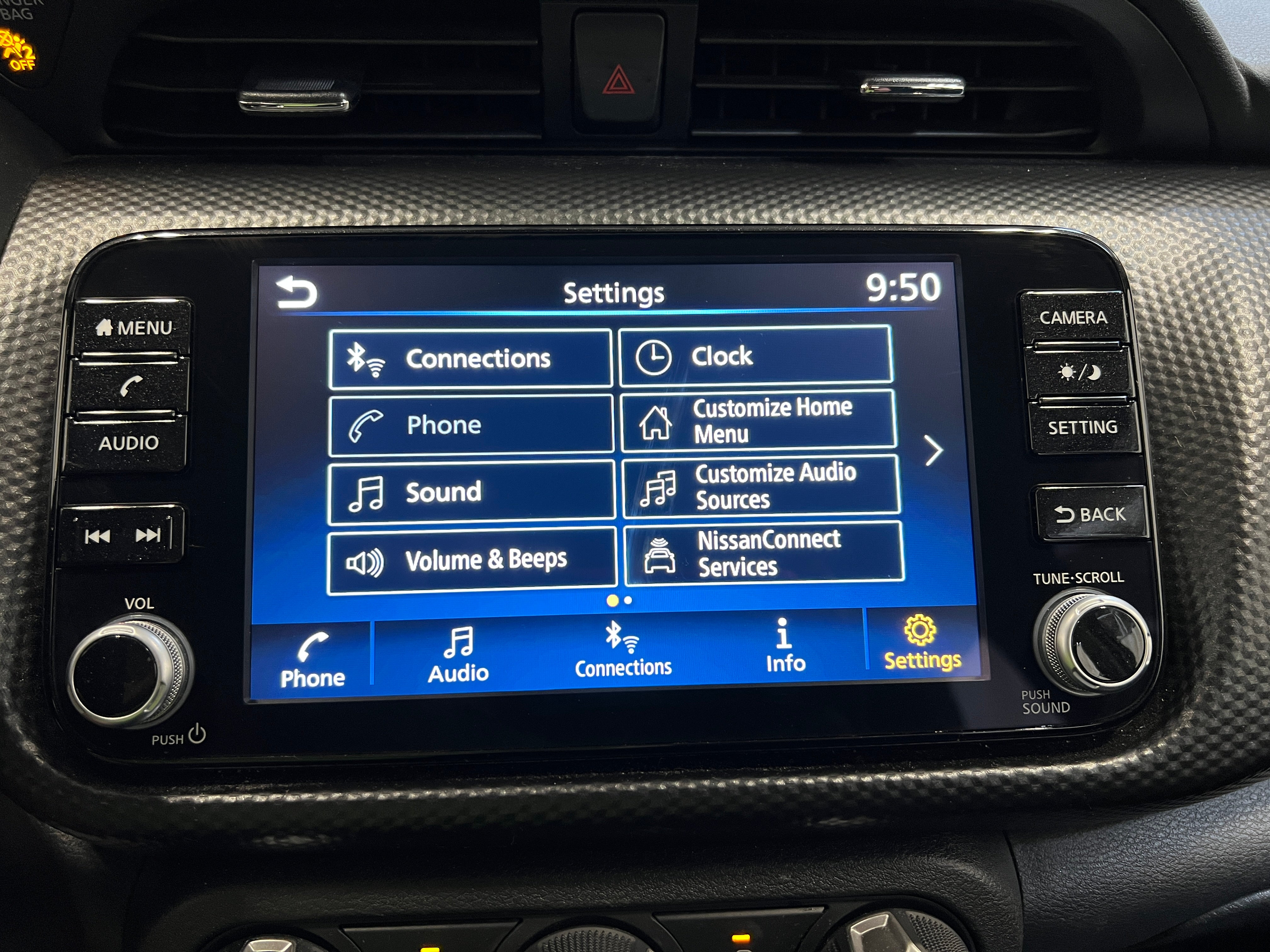 2024 Nissan Kicks SV 4