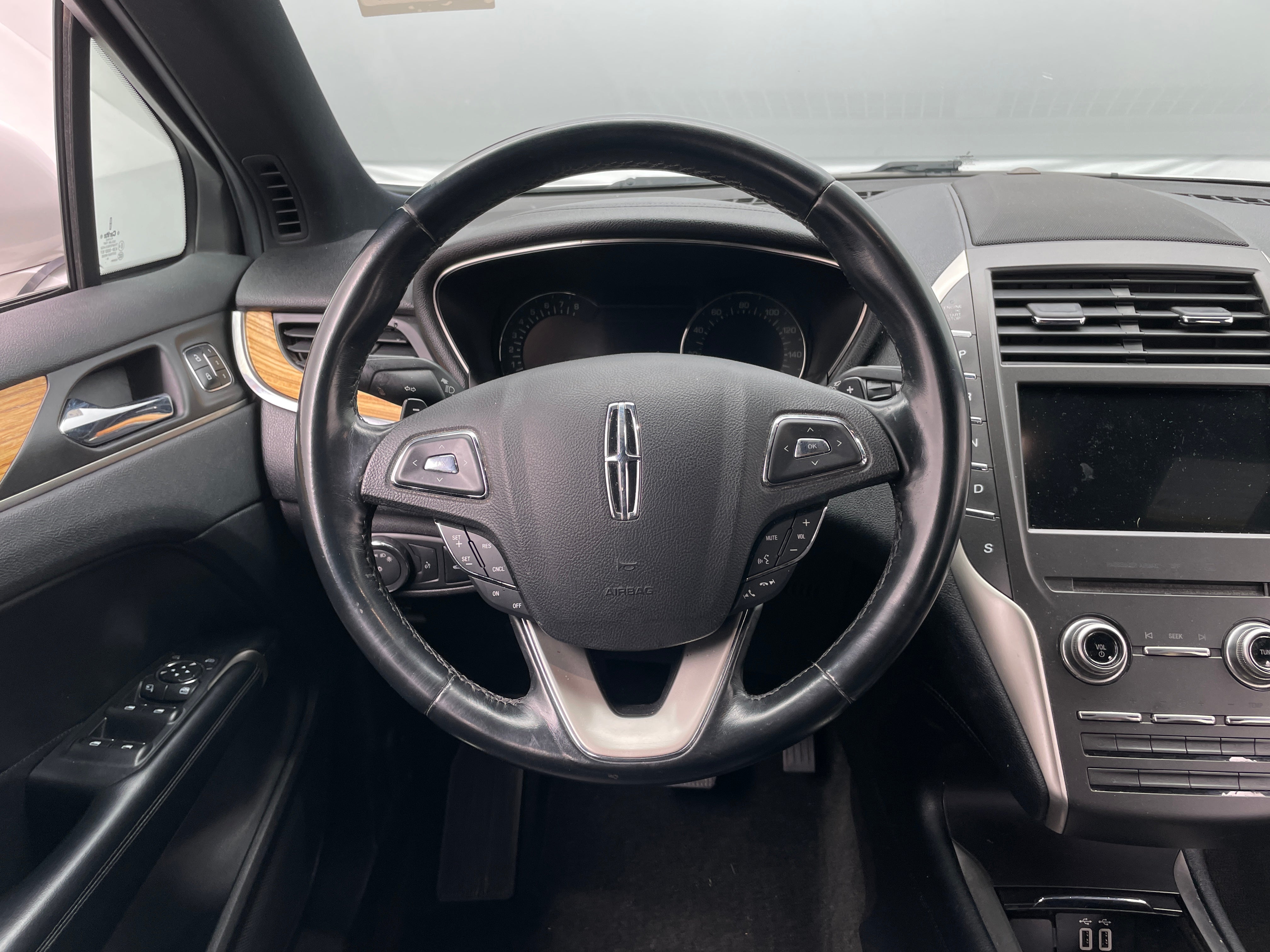 2016 Lincoln MKC Select 4