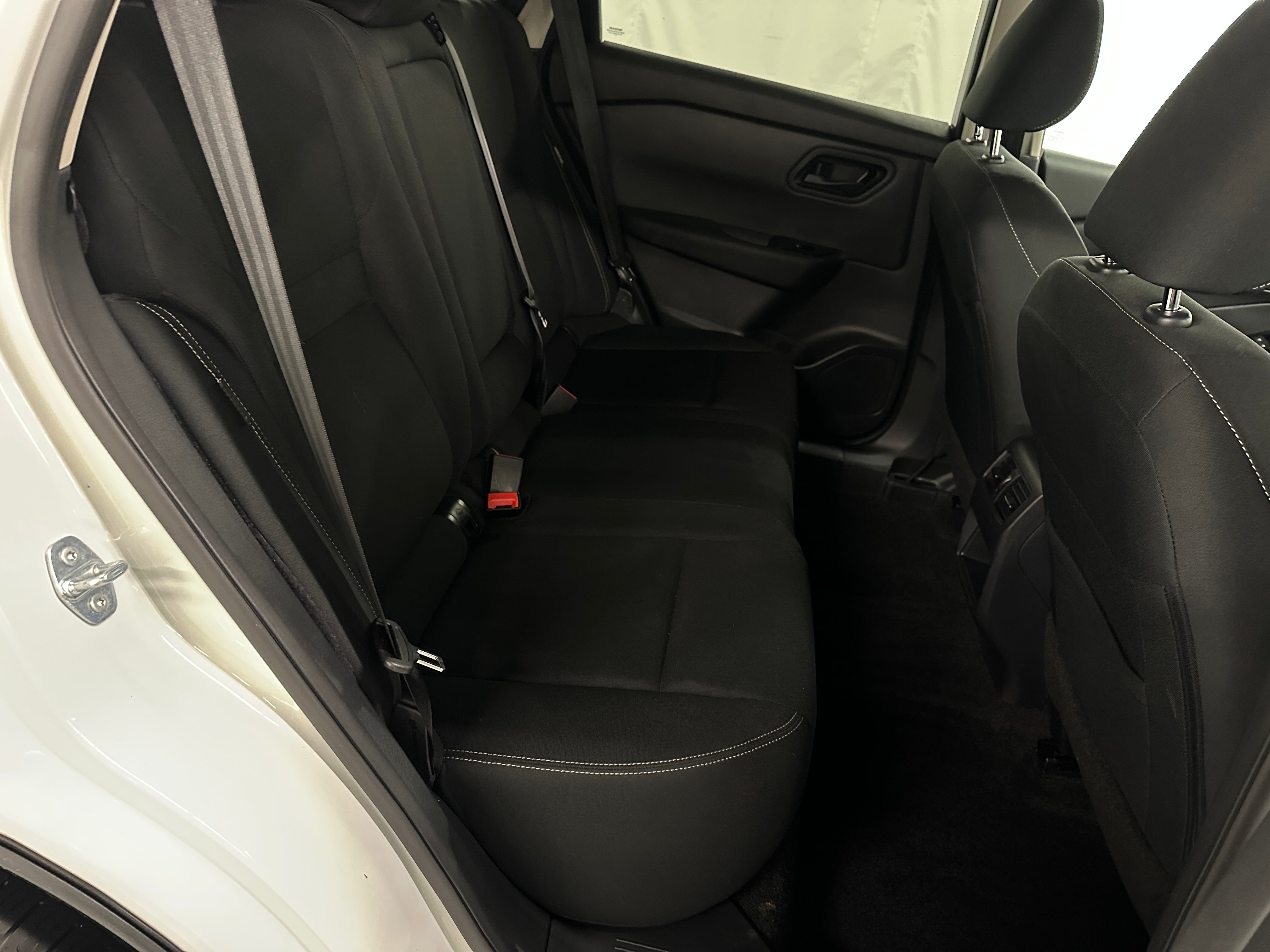 2024 Nissan Rogue S 6