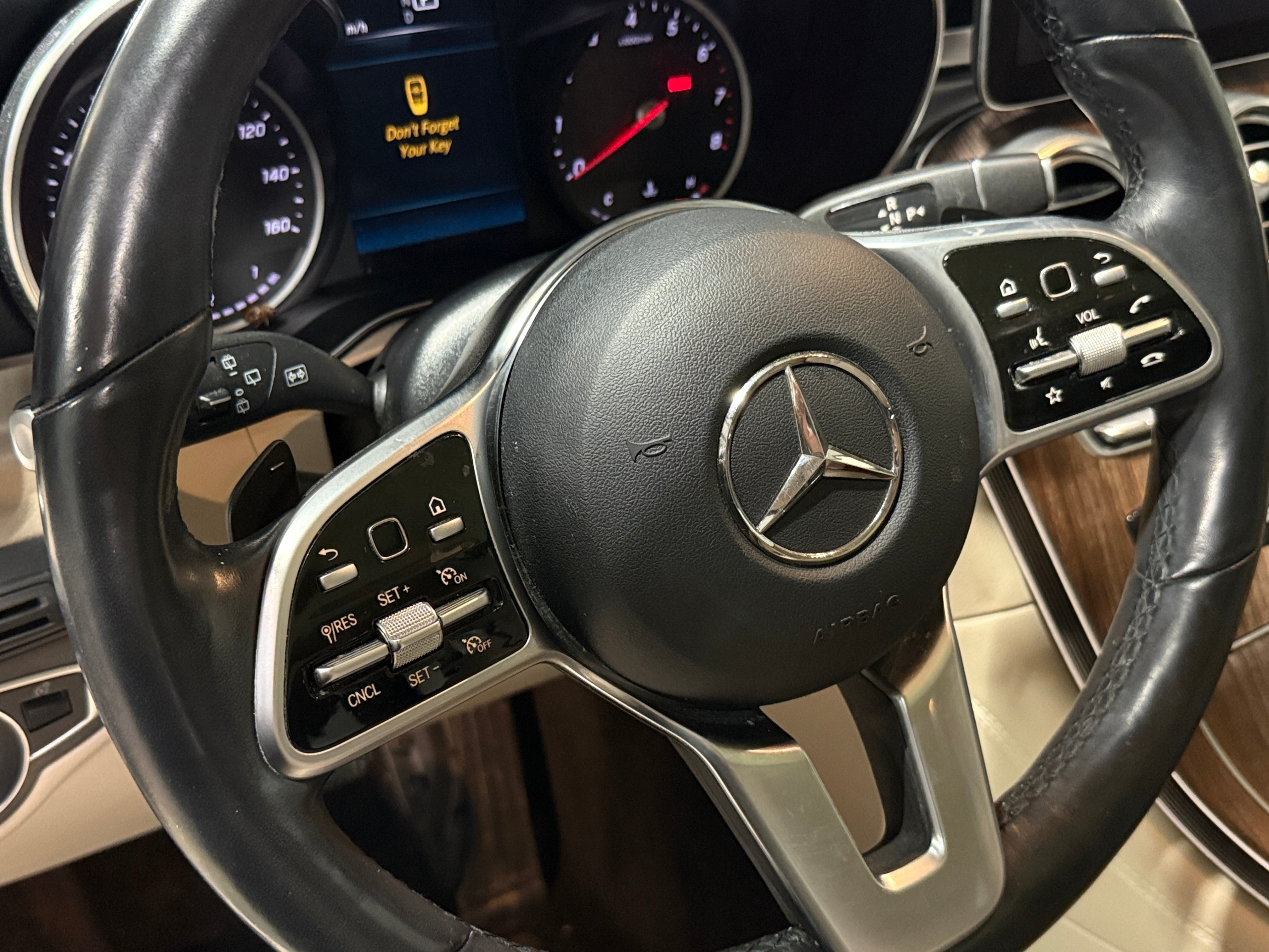 2020 Mercedes-Benz GLC 300 4