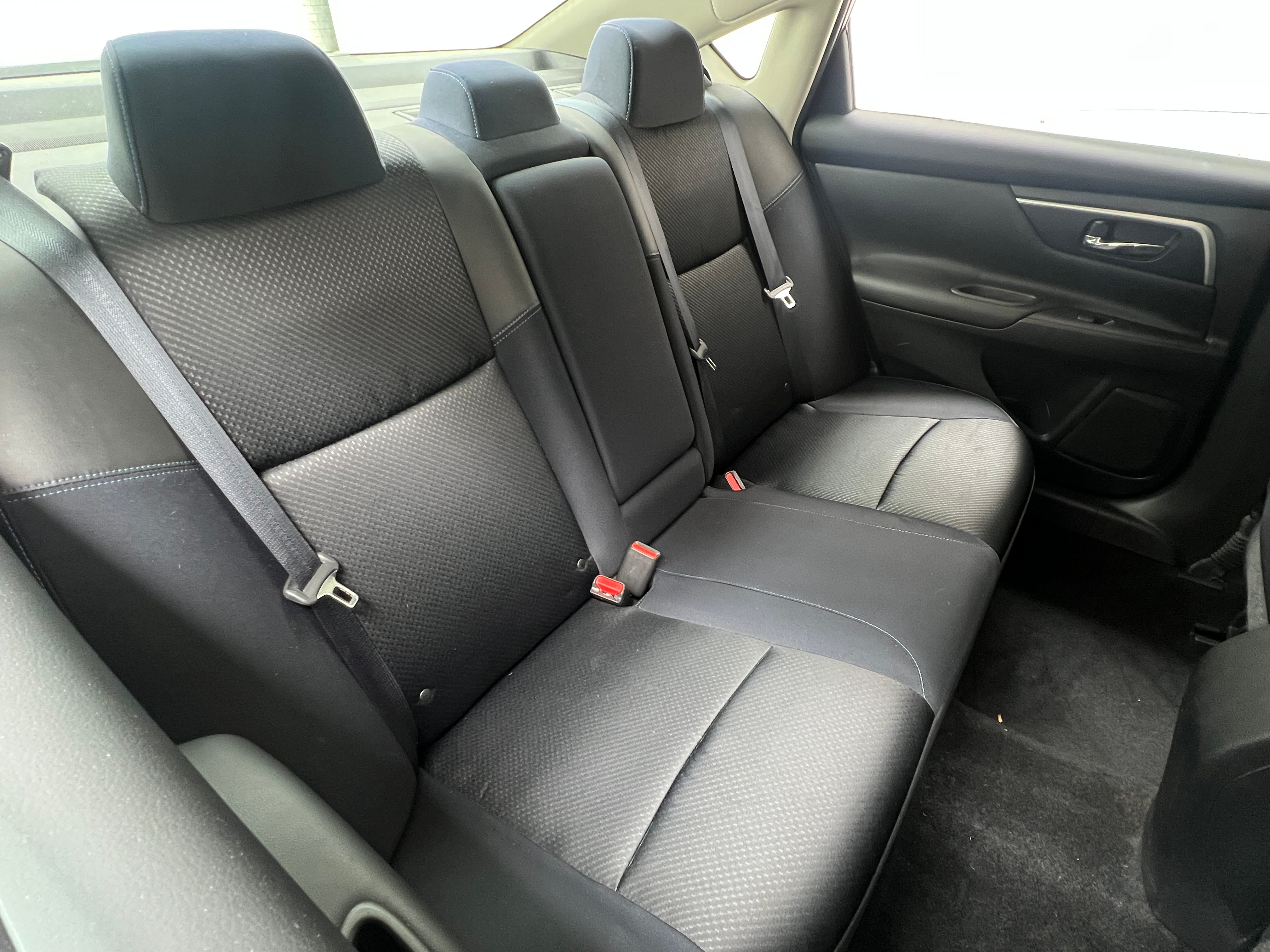2017 Nissan Altima SR 6