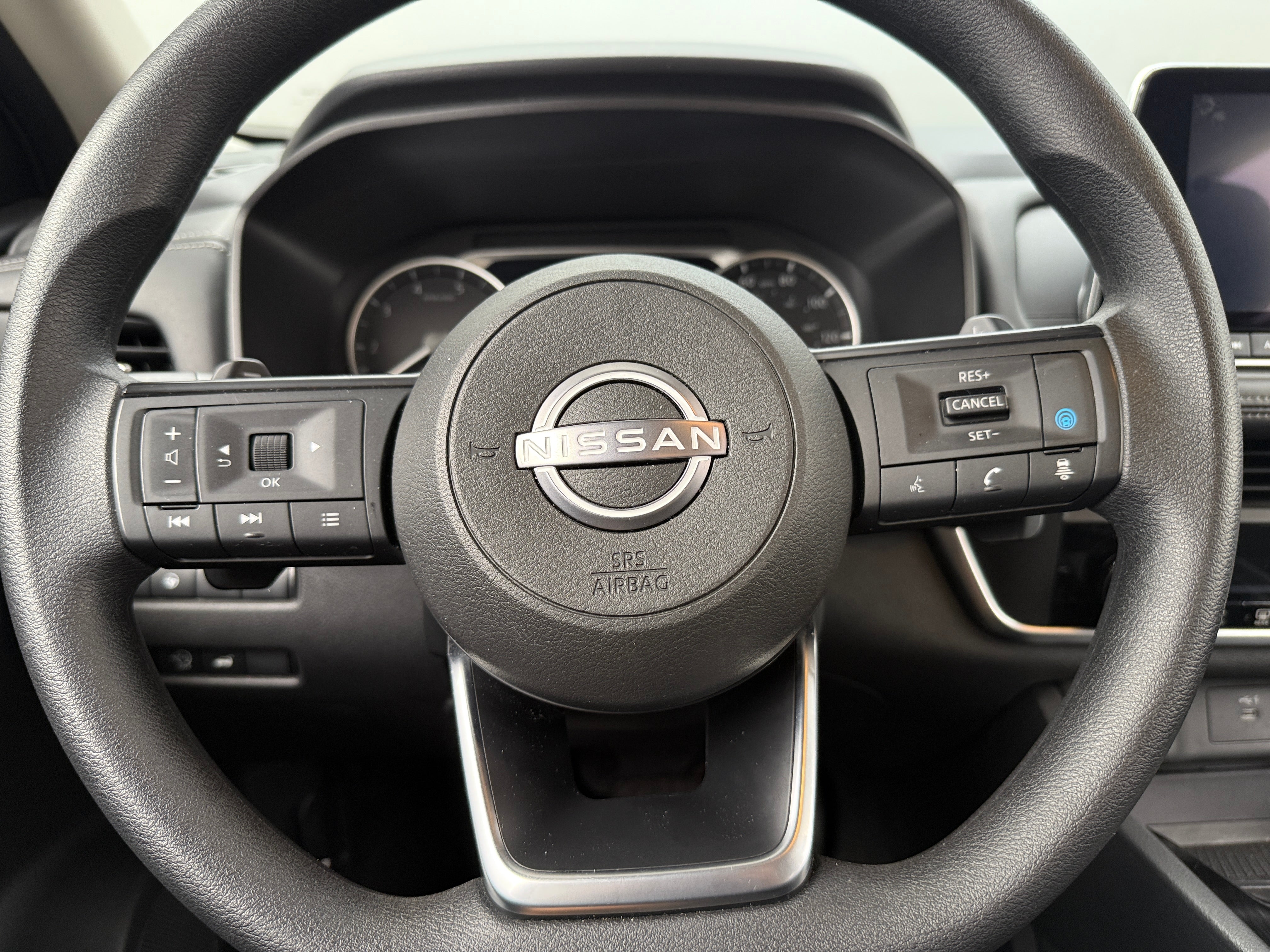 2024 Nissan Rogue SV 5