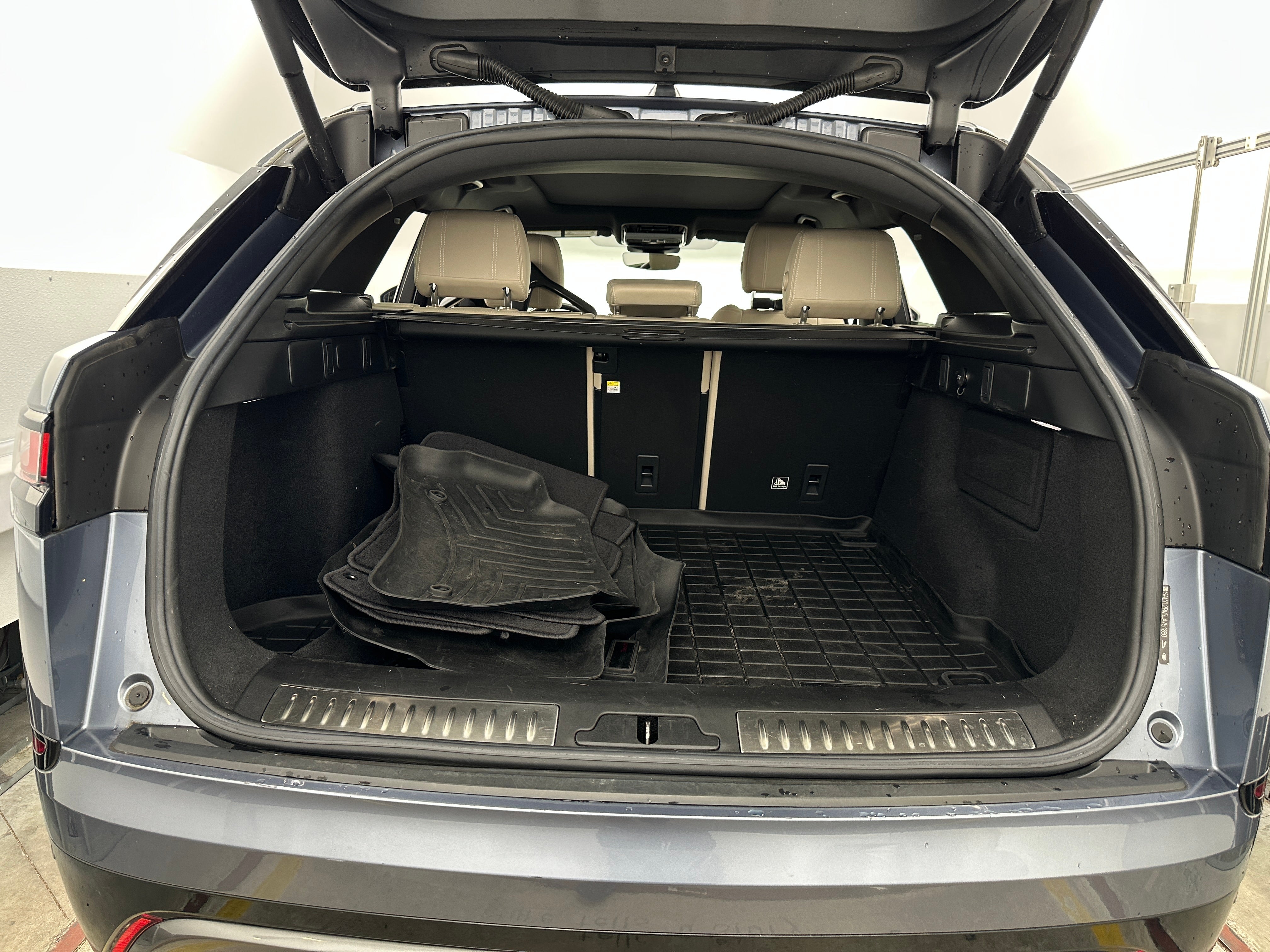 2018 Land Rover Range Rover Velar R-Dynamic SE 6