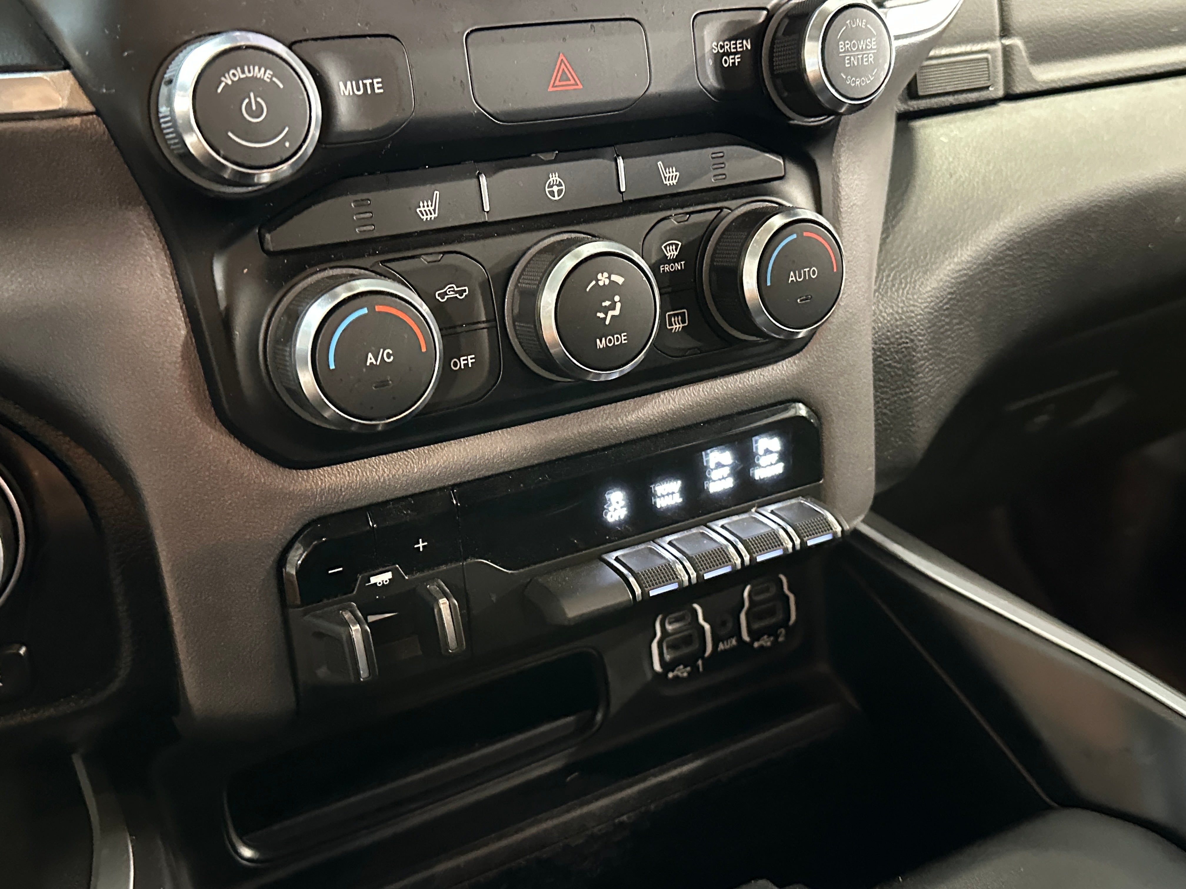 2021 RAM 1500 Big Horn 4