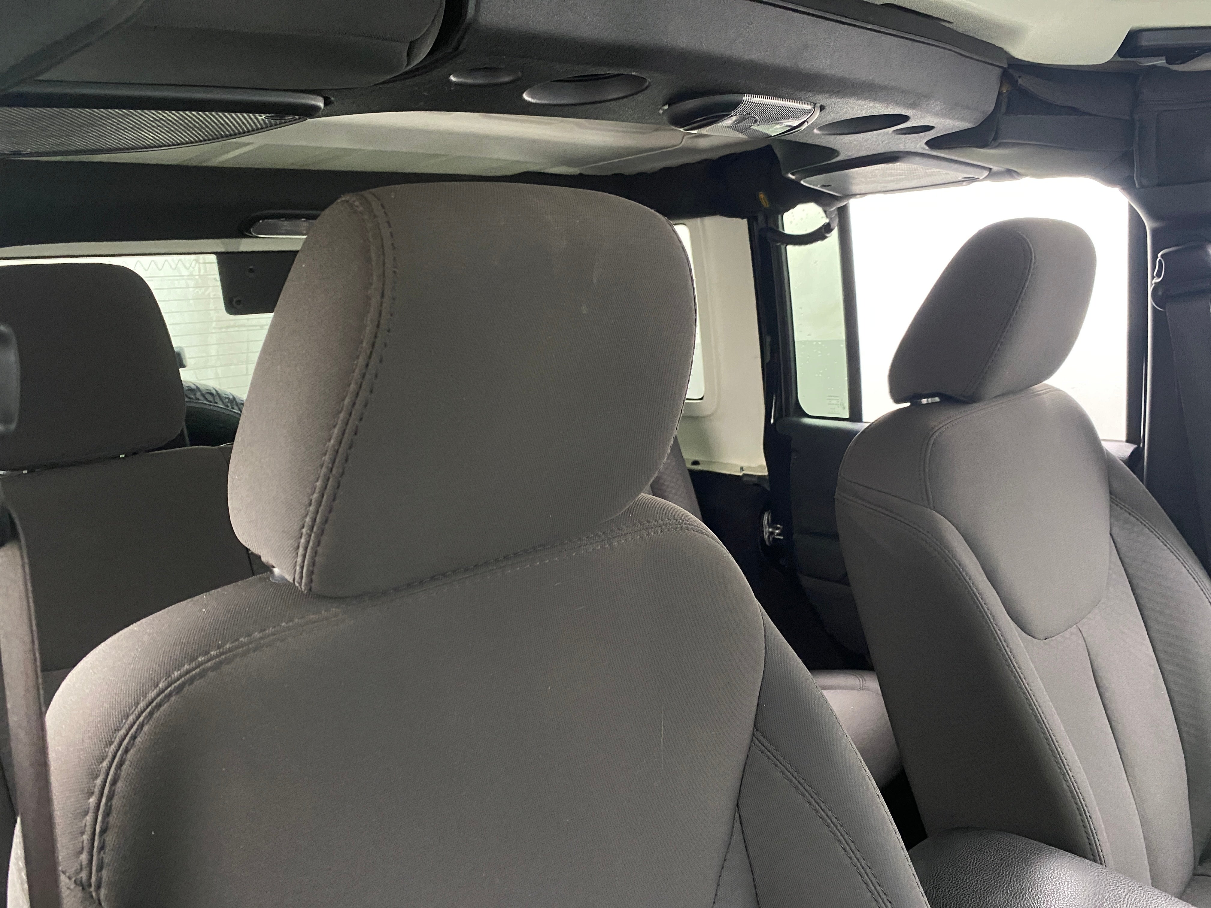 2017 Jeep Wrangler Unlimited Sport S 2