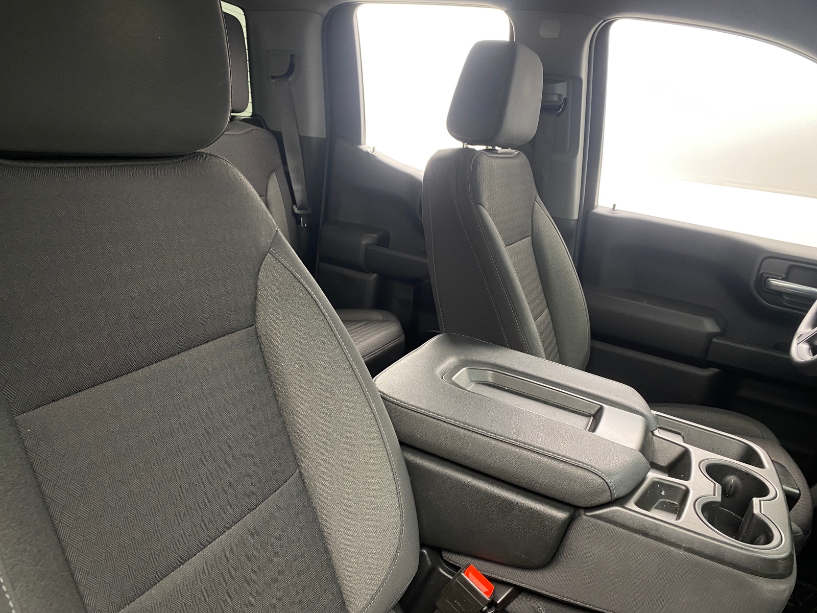Thumbnail: 2022 Chevrolet Silverado 1500 - 2
