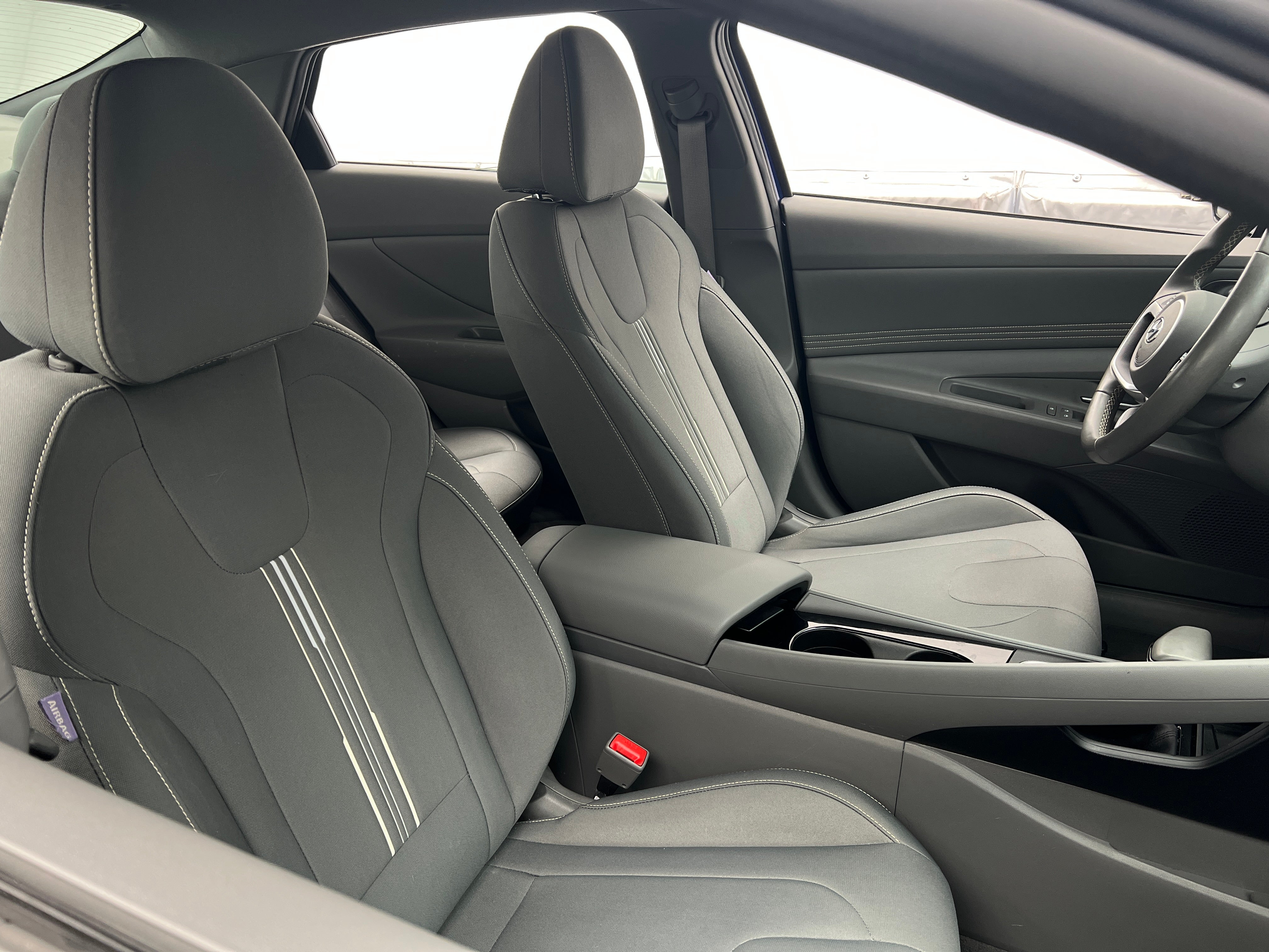 2022 Hyundai Elantra SEL 2