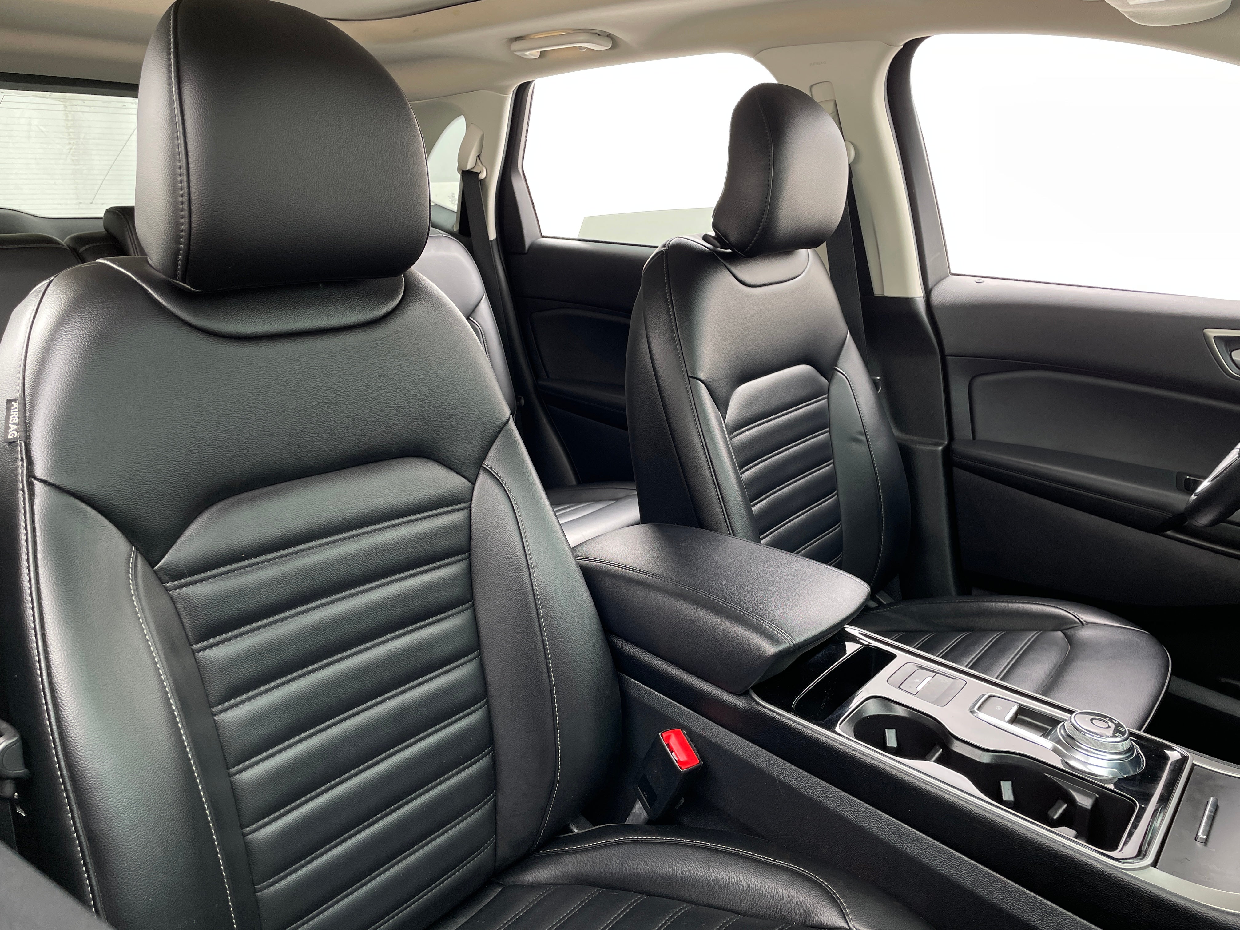 2019 Ford Edge SEL 2