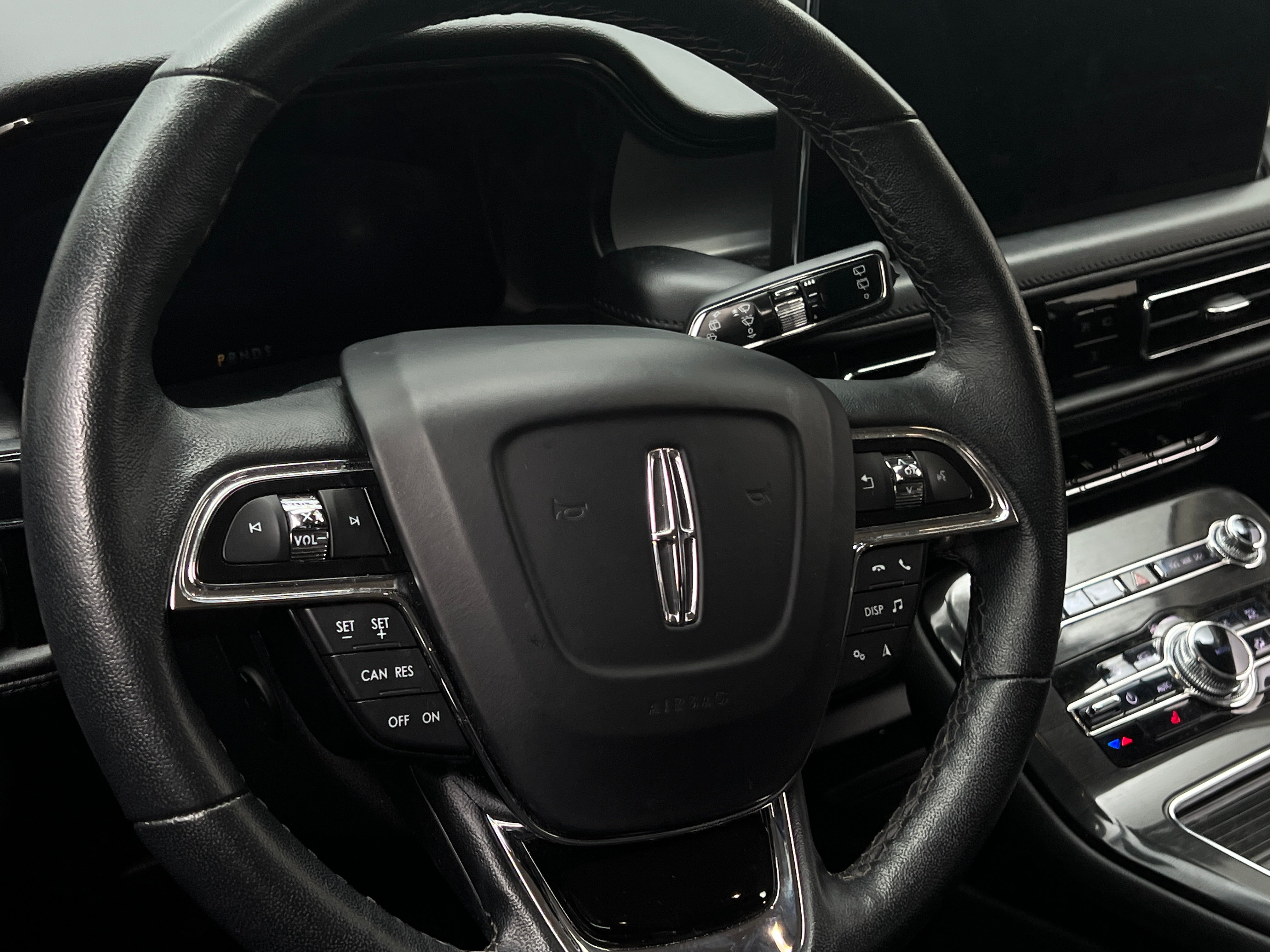 2023 Lincoln Nautilus  4