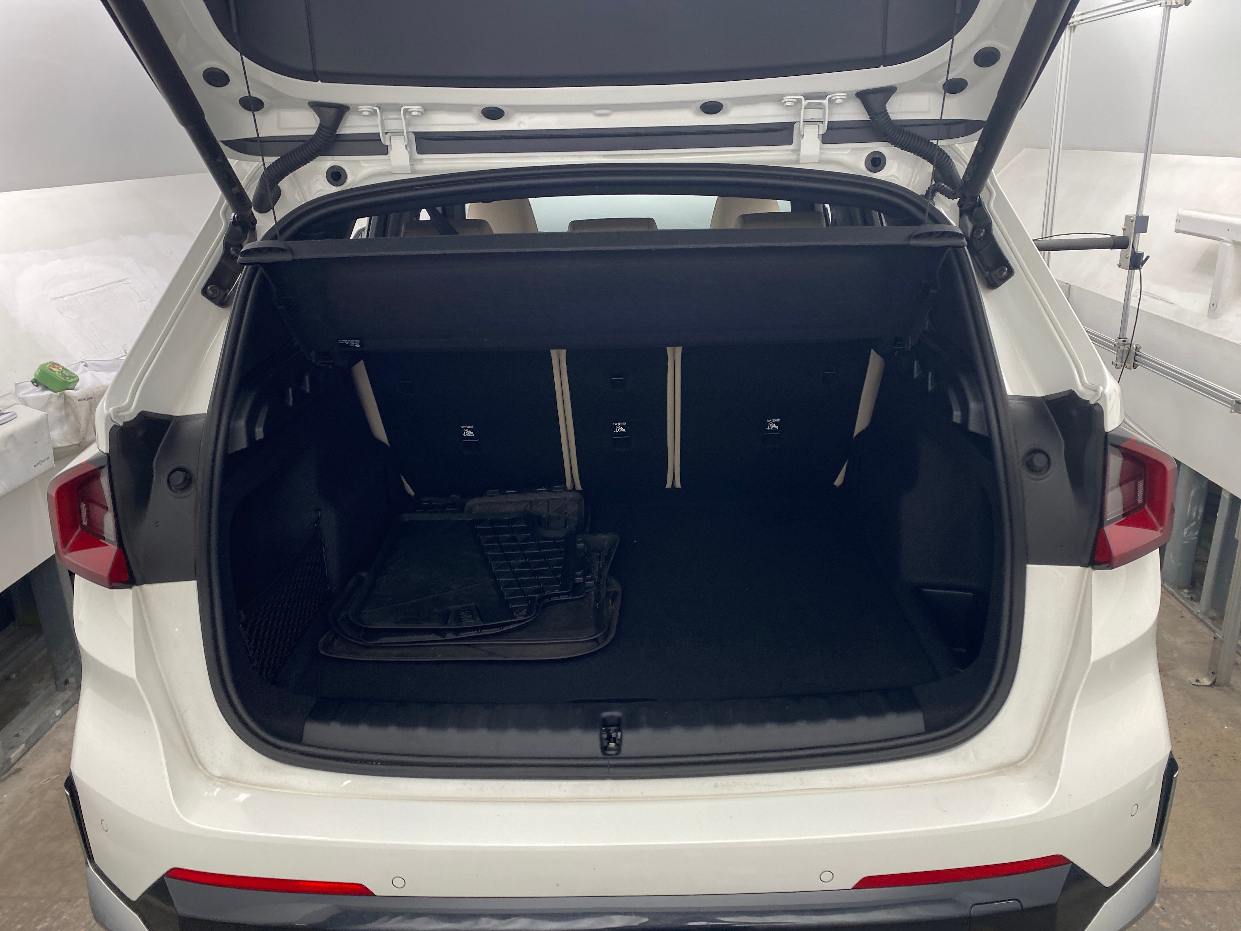 2025 BMW X1 xDrive28i 6