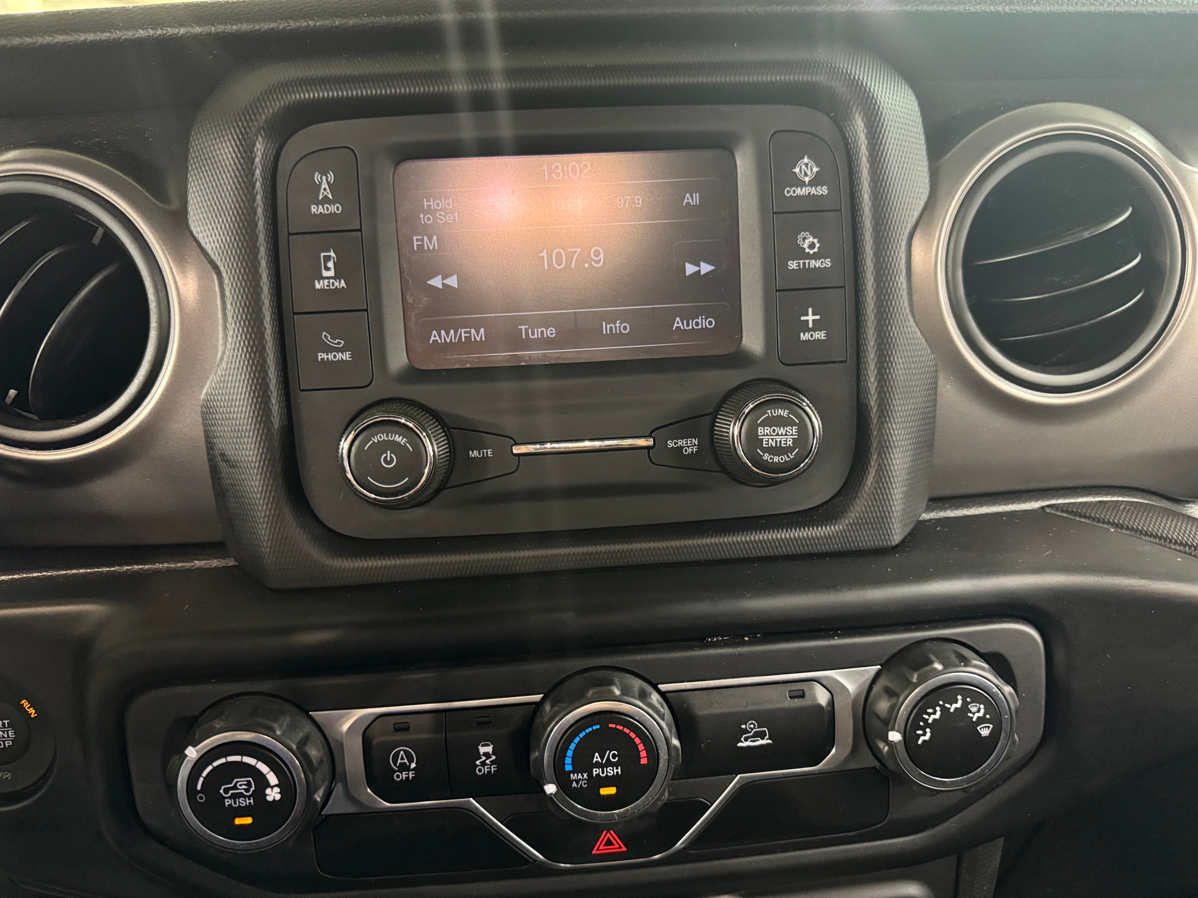 2021 Jeep Wrangler Sport 4