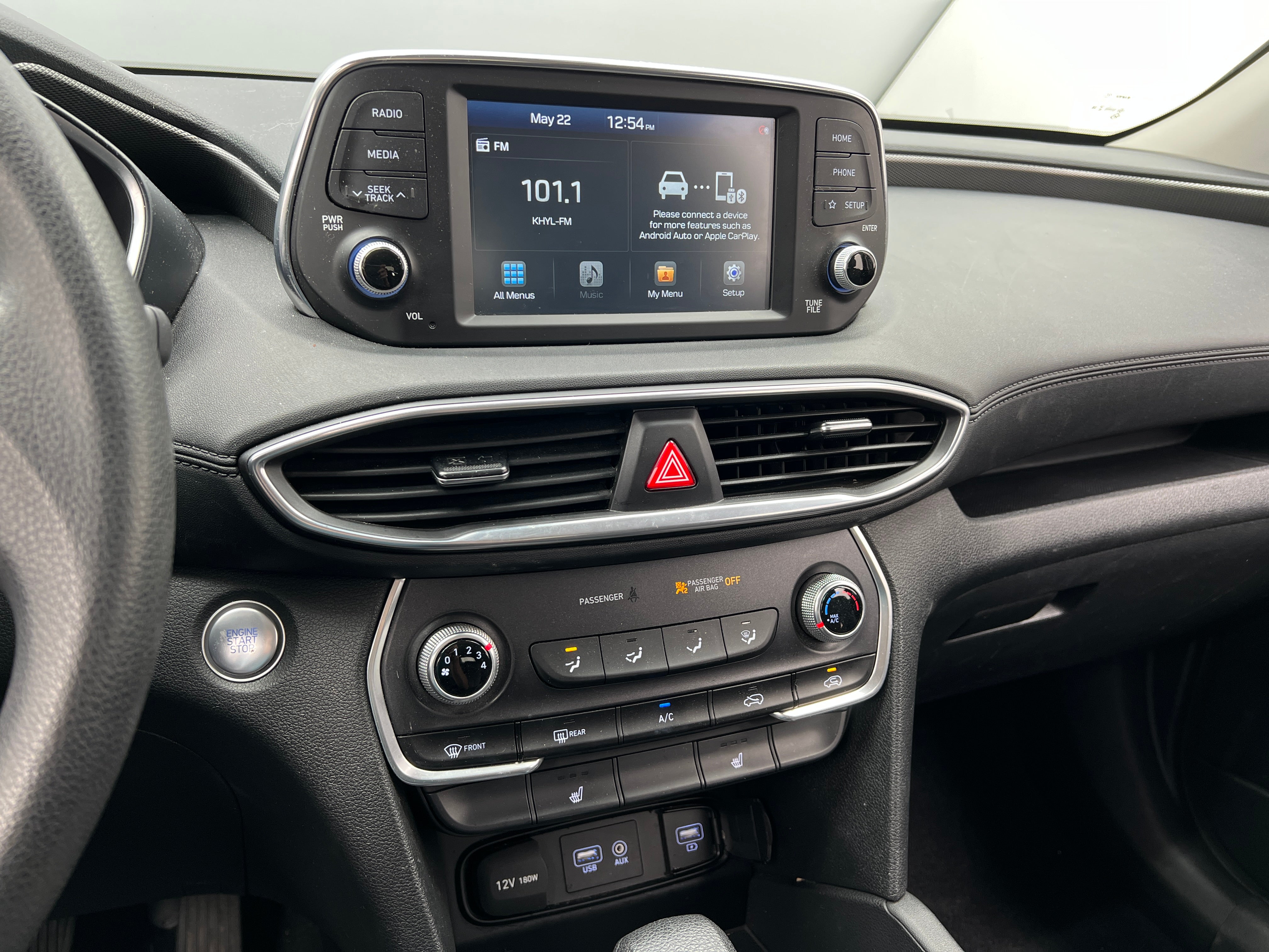 2020 Hyundai Santa Fe SEL 4