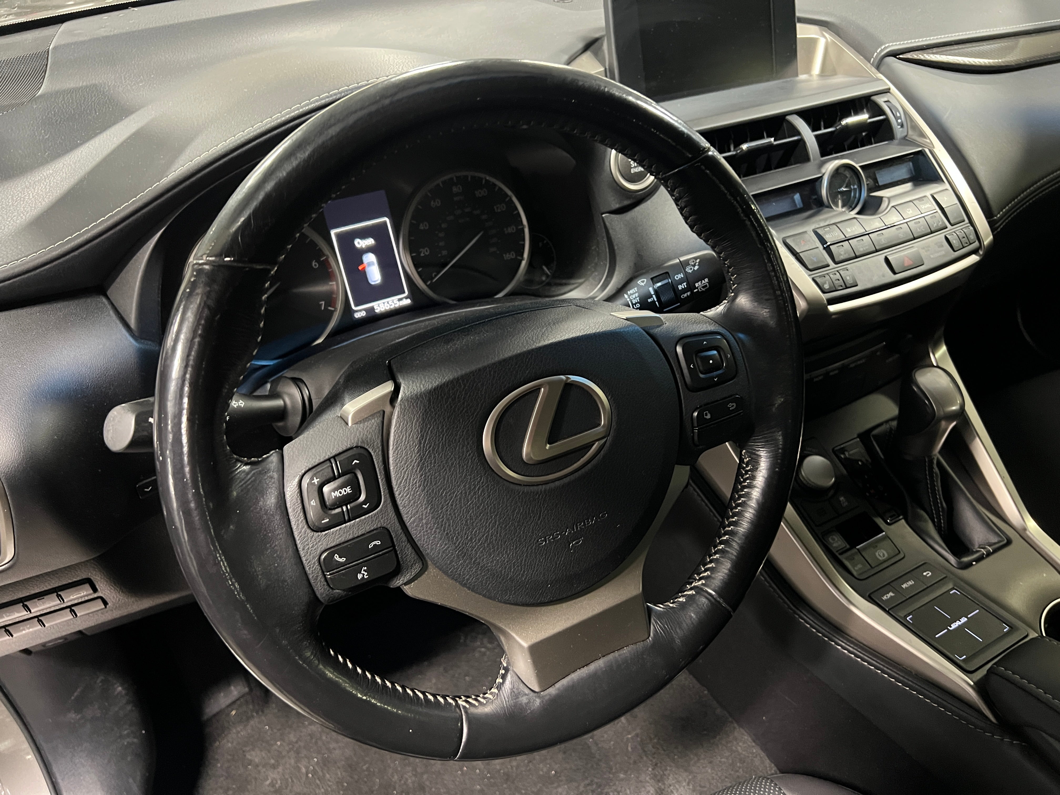 2017 Lexus NX 200t 4