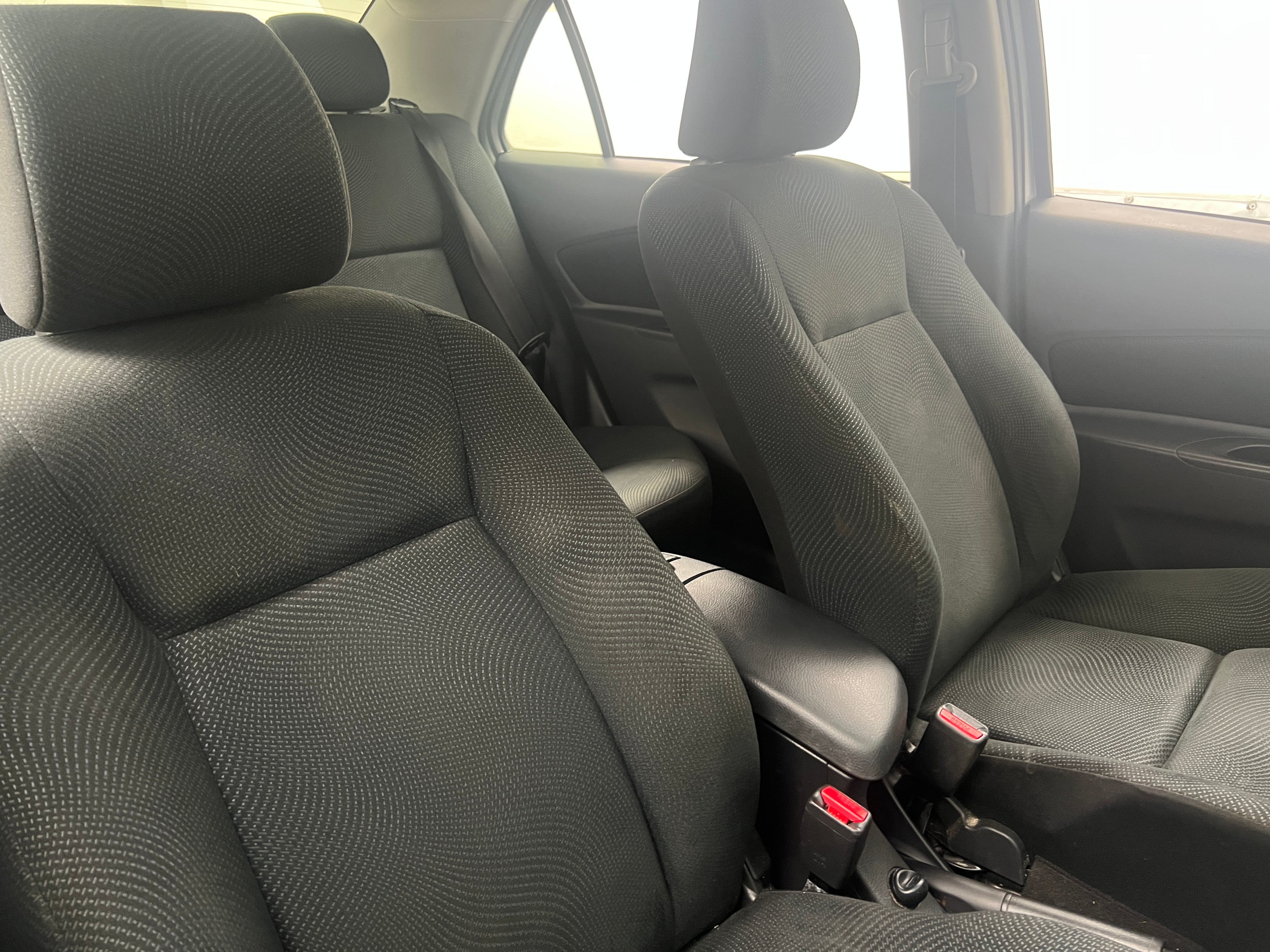 2012 Toyota Yaris Base 2