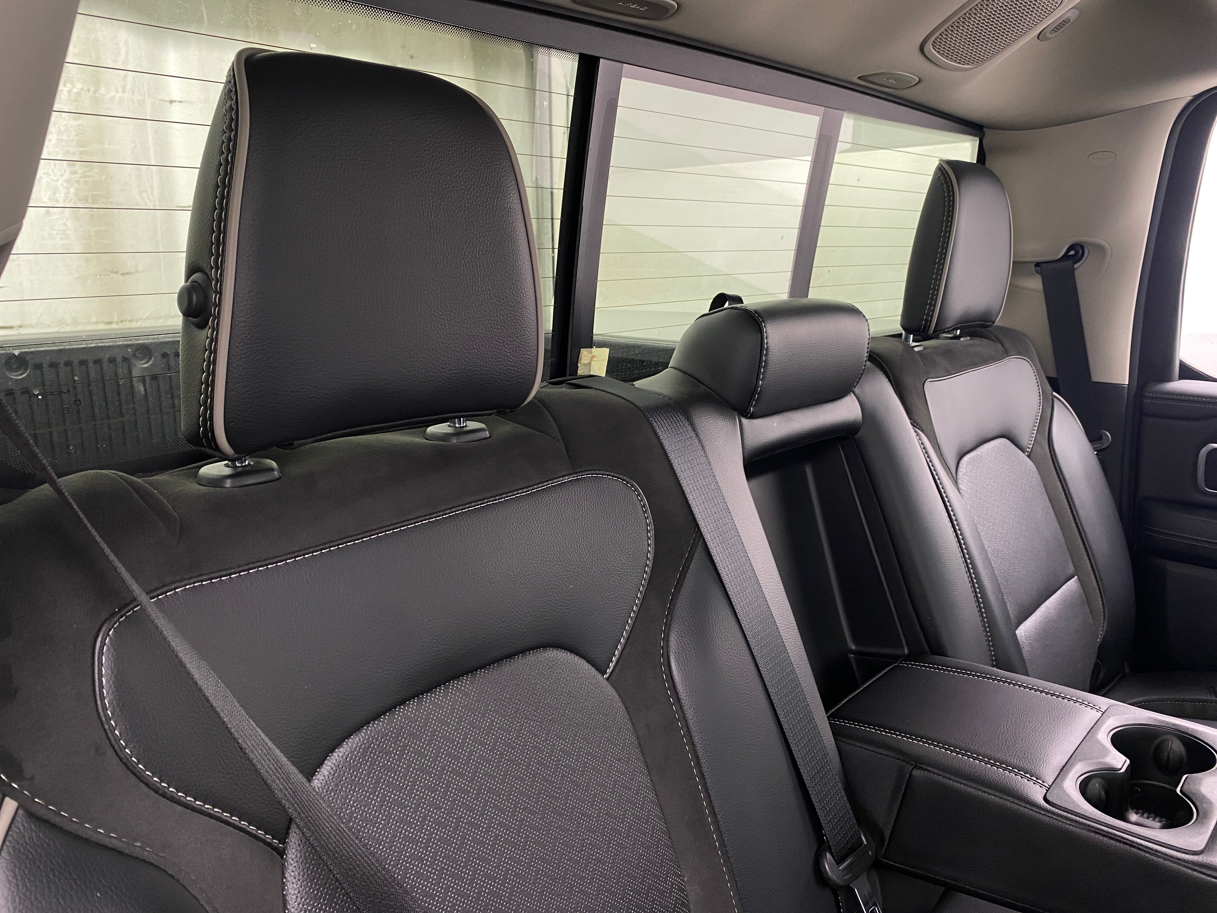 2022 RAM 1500 Laramie 5