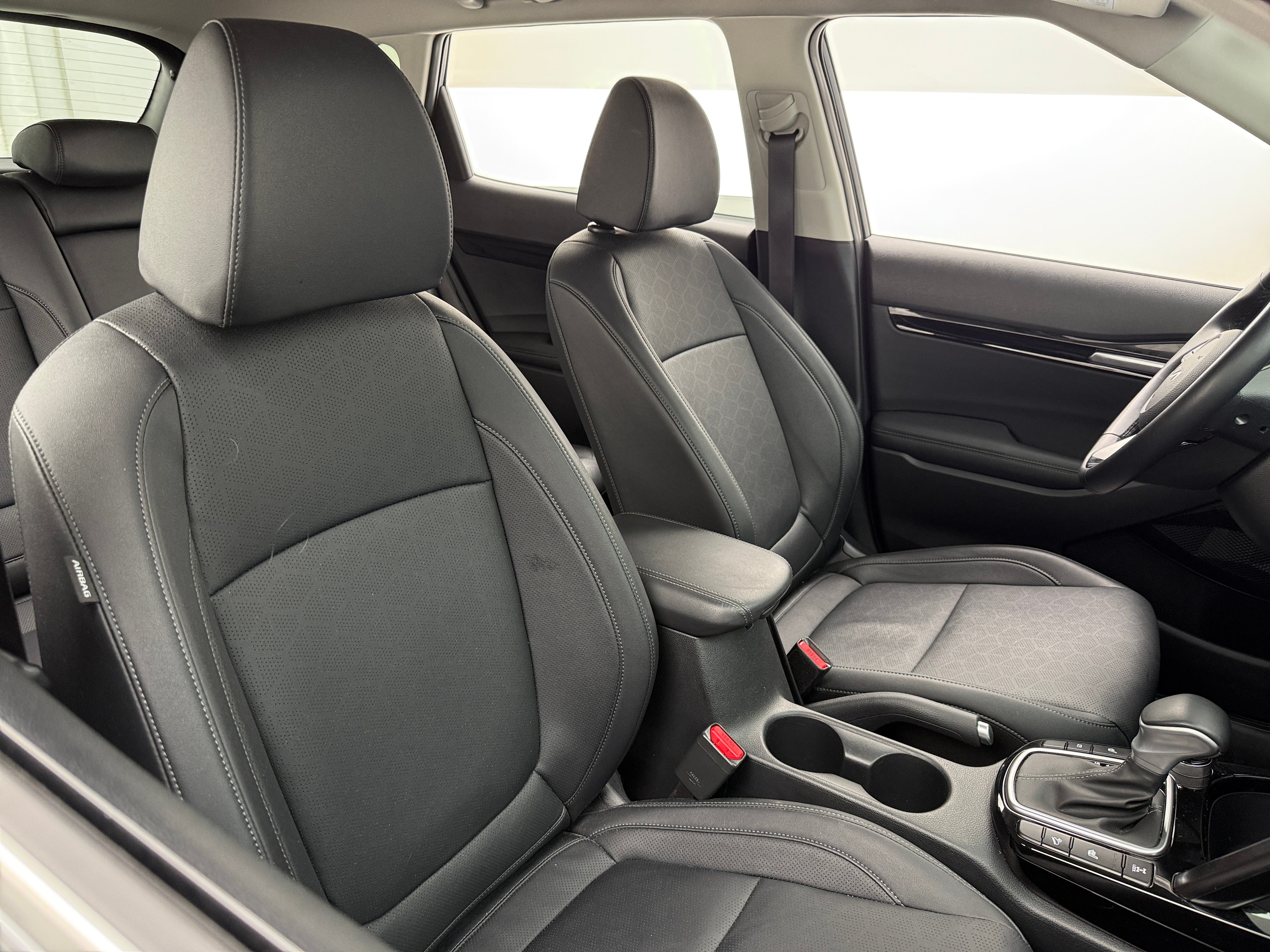 2024 Kia Seltos EX 2