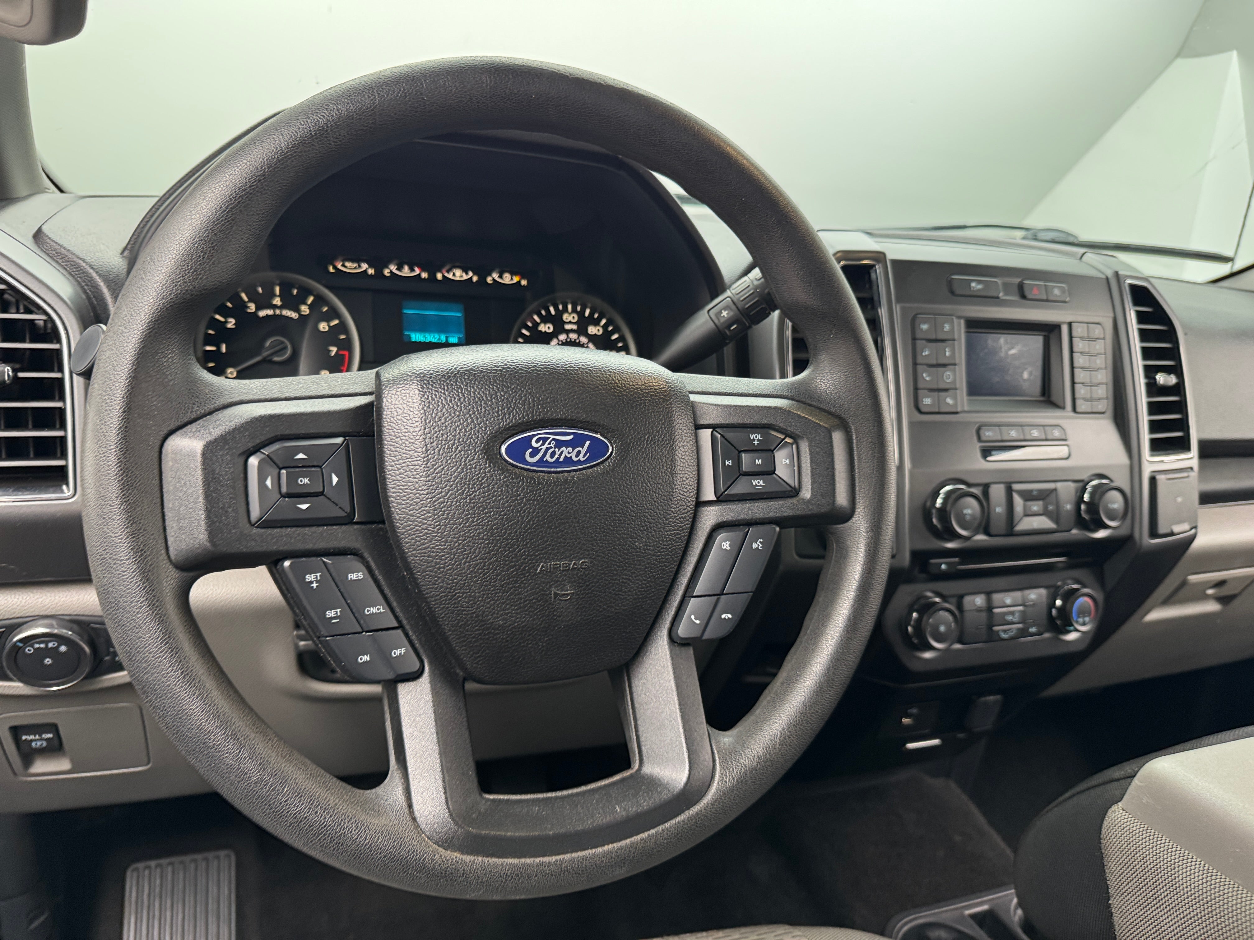 2018 Ford Econoline E-150 5