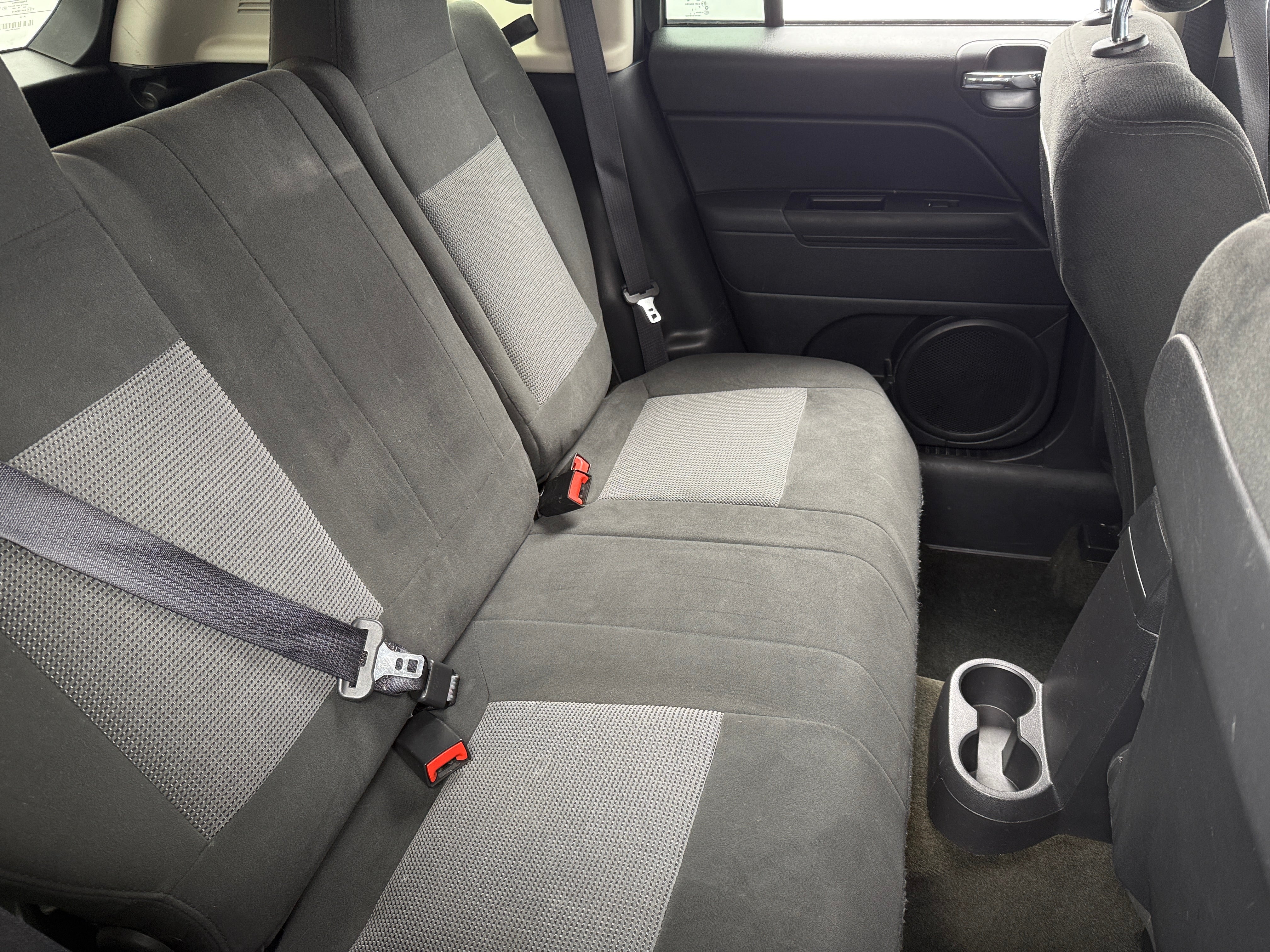2016 Jeep Compass Sport 6