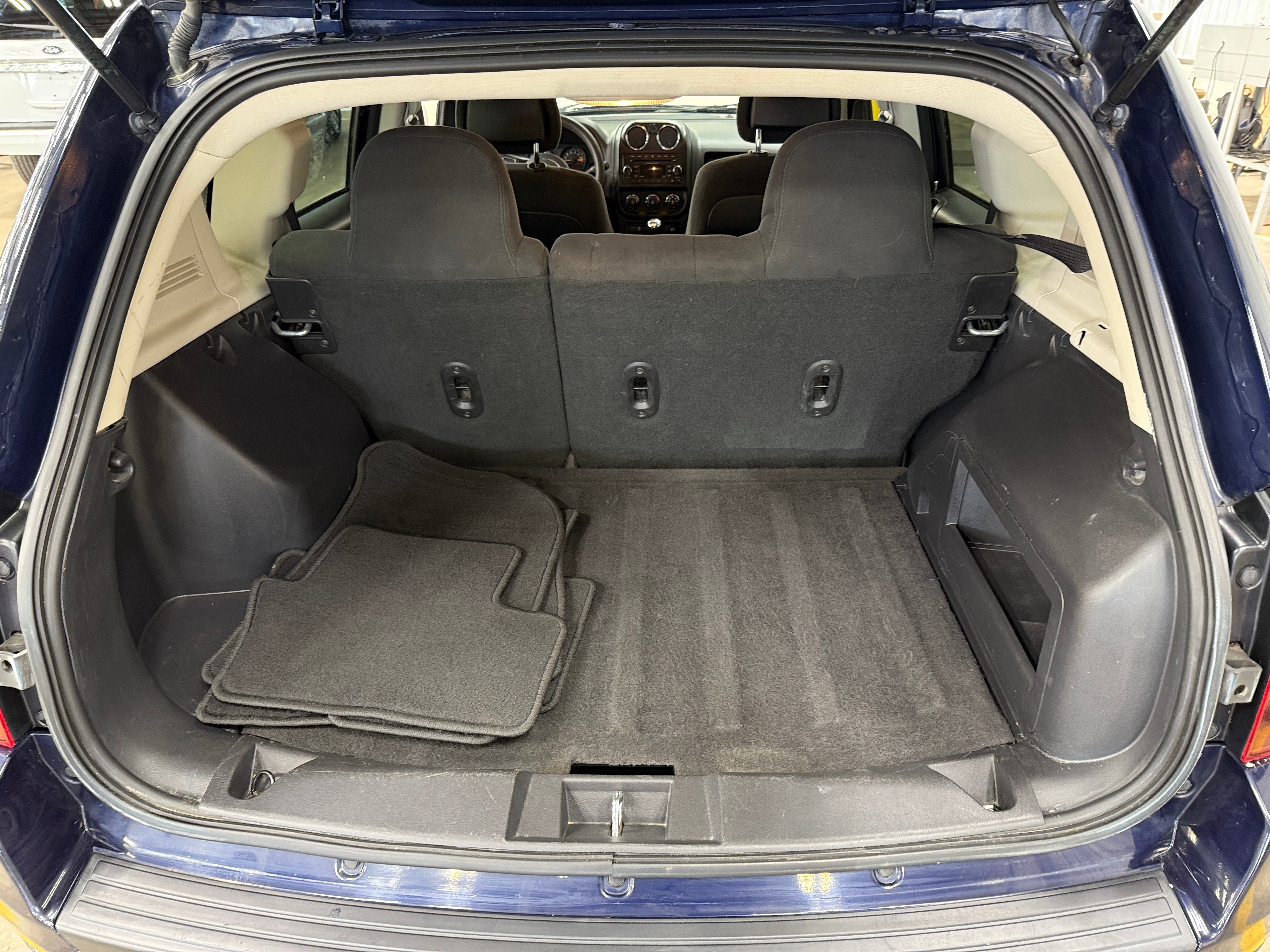 2016 Jeep Compass Sport 7