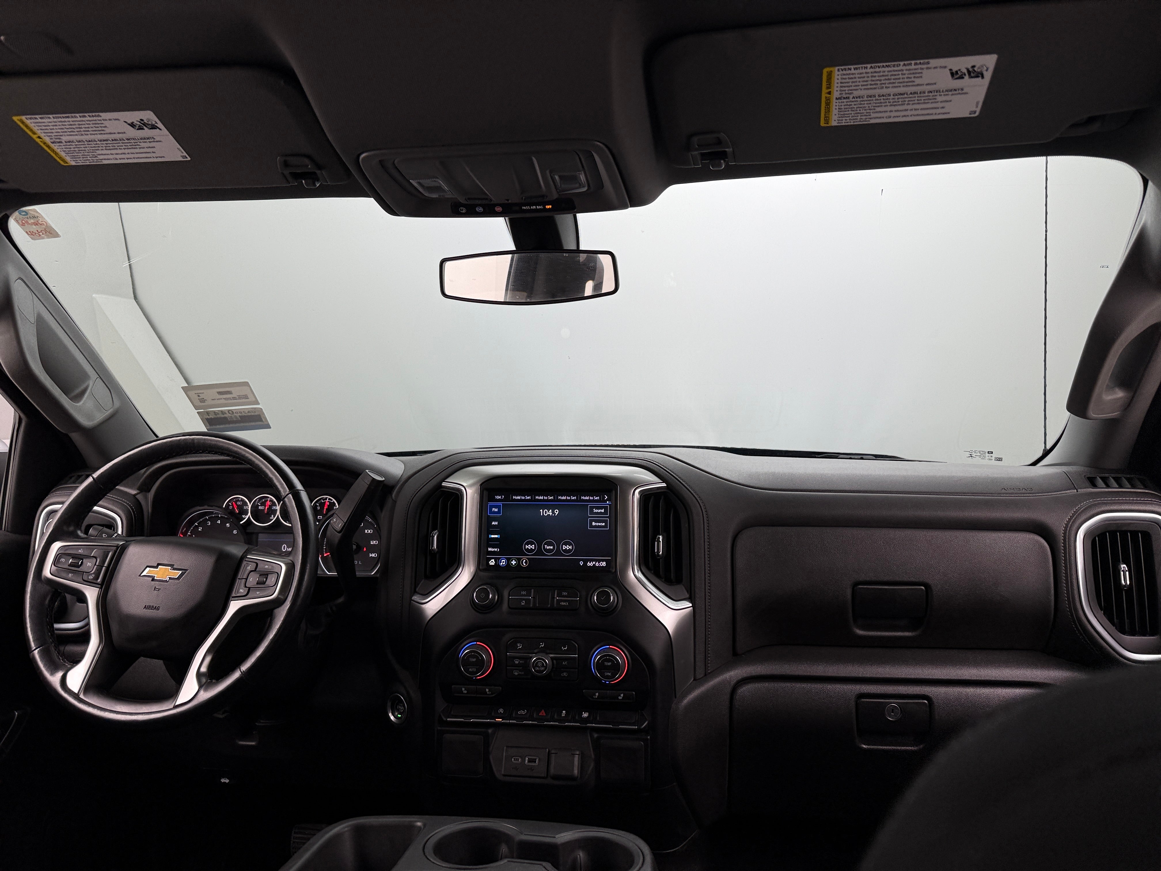 2022 Chevrolet Silverado 1500 Limited LT 3