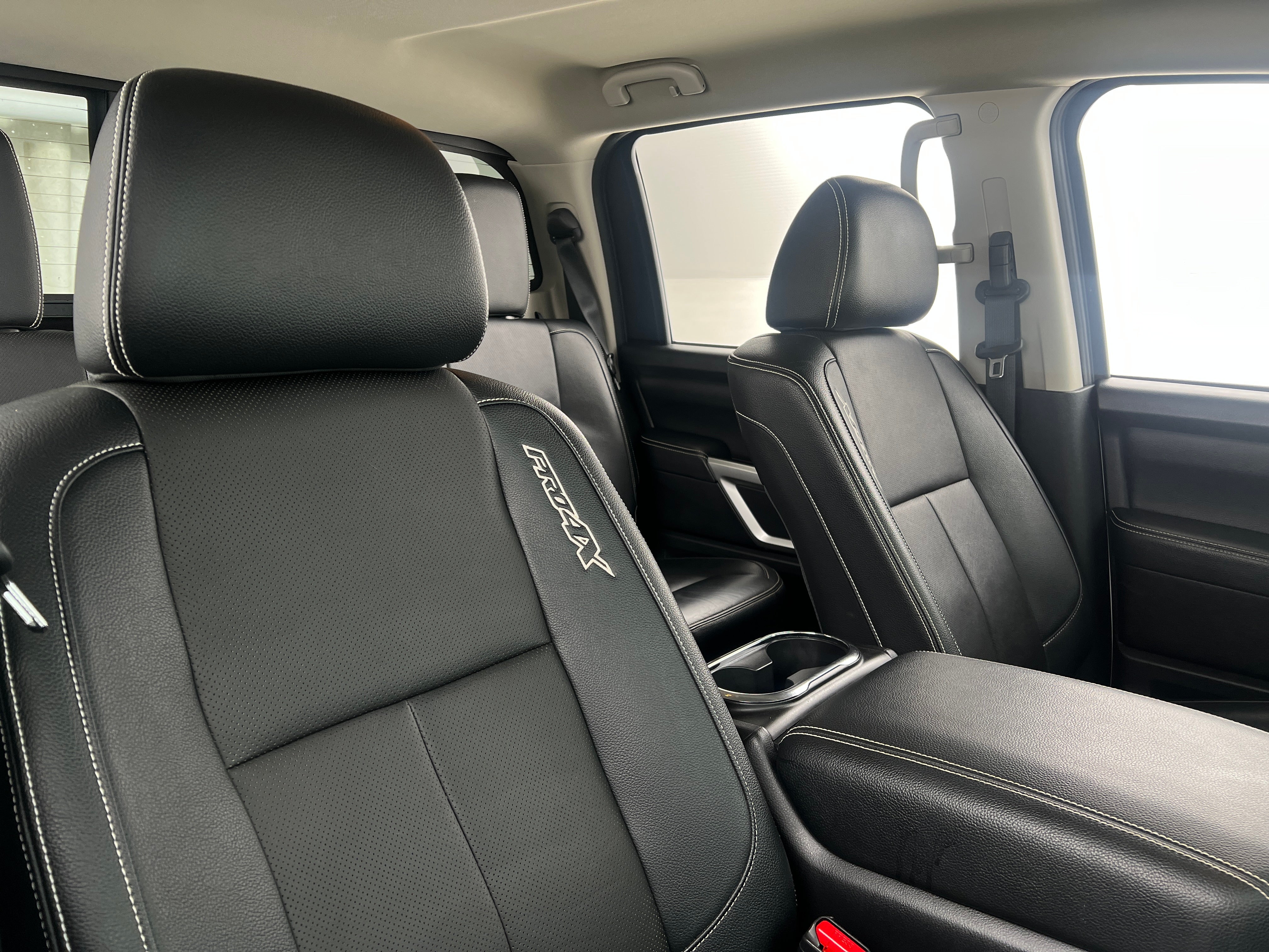 2019 Nissan Titan PRO-4X 2