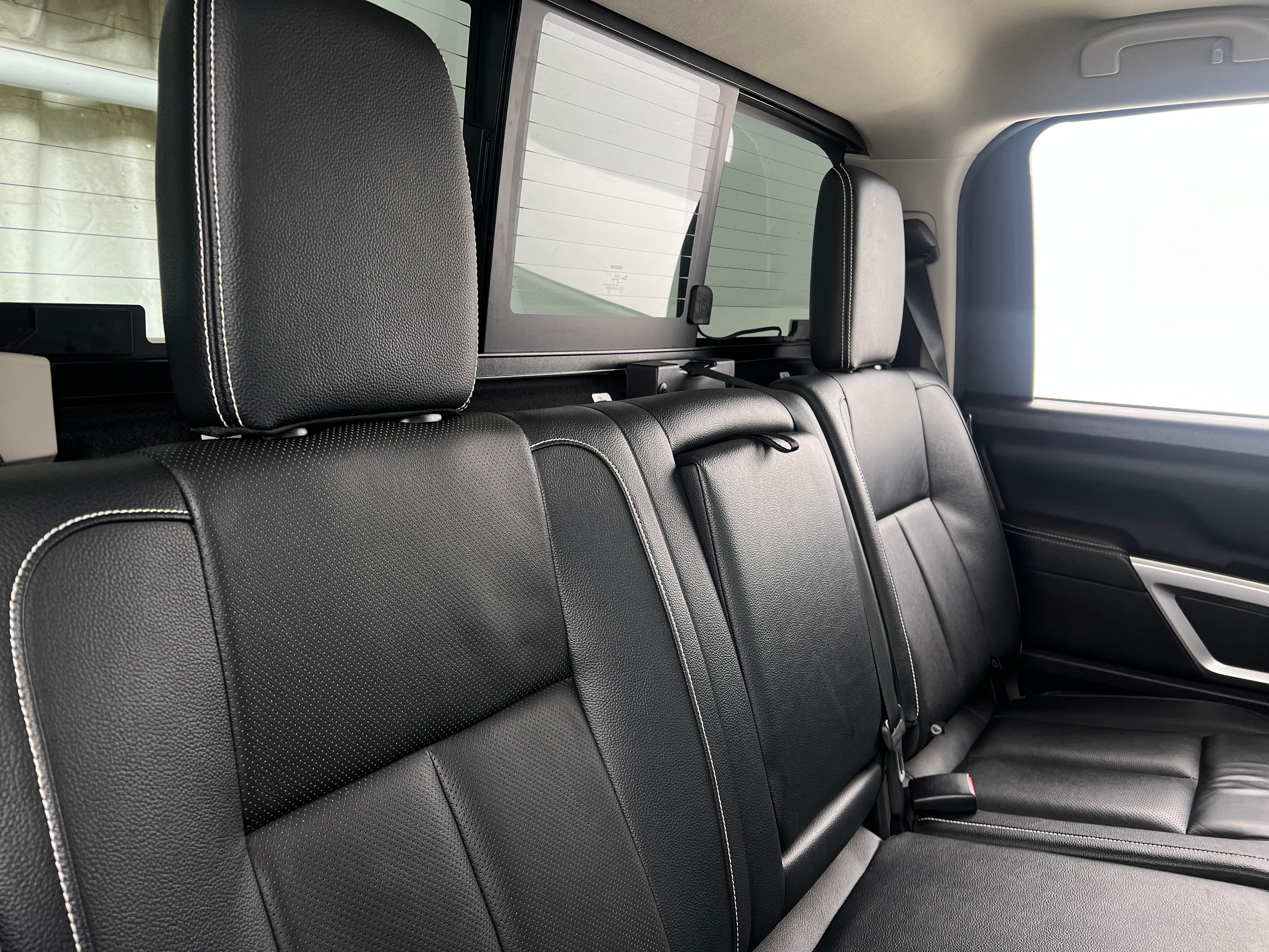2019 Nissan Titan PRO-4X 6