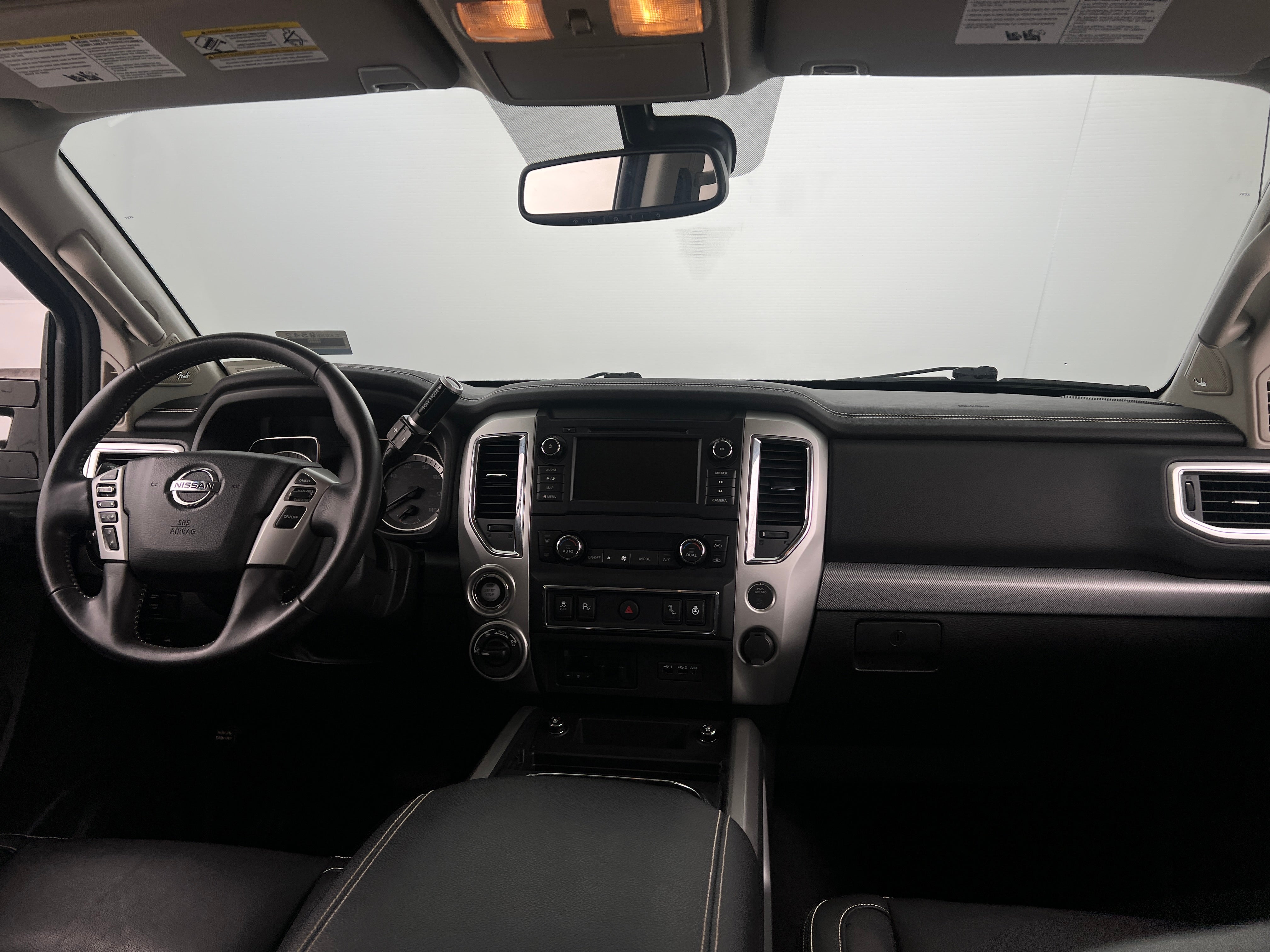 2019 Nissan Titan PRO-4X 3