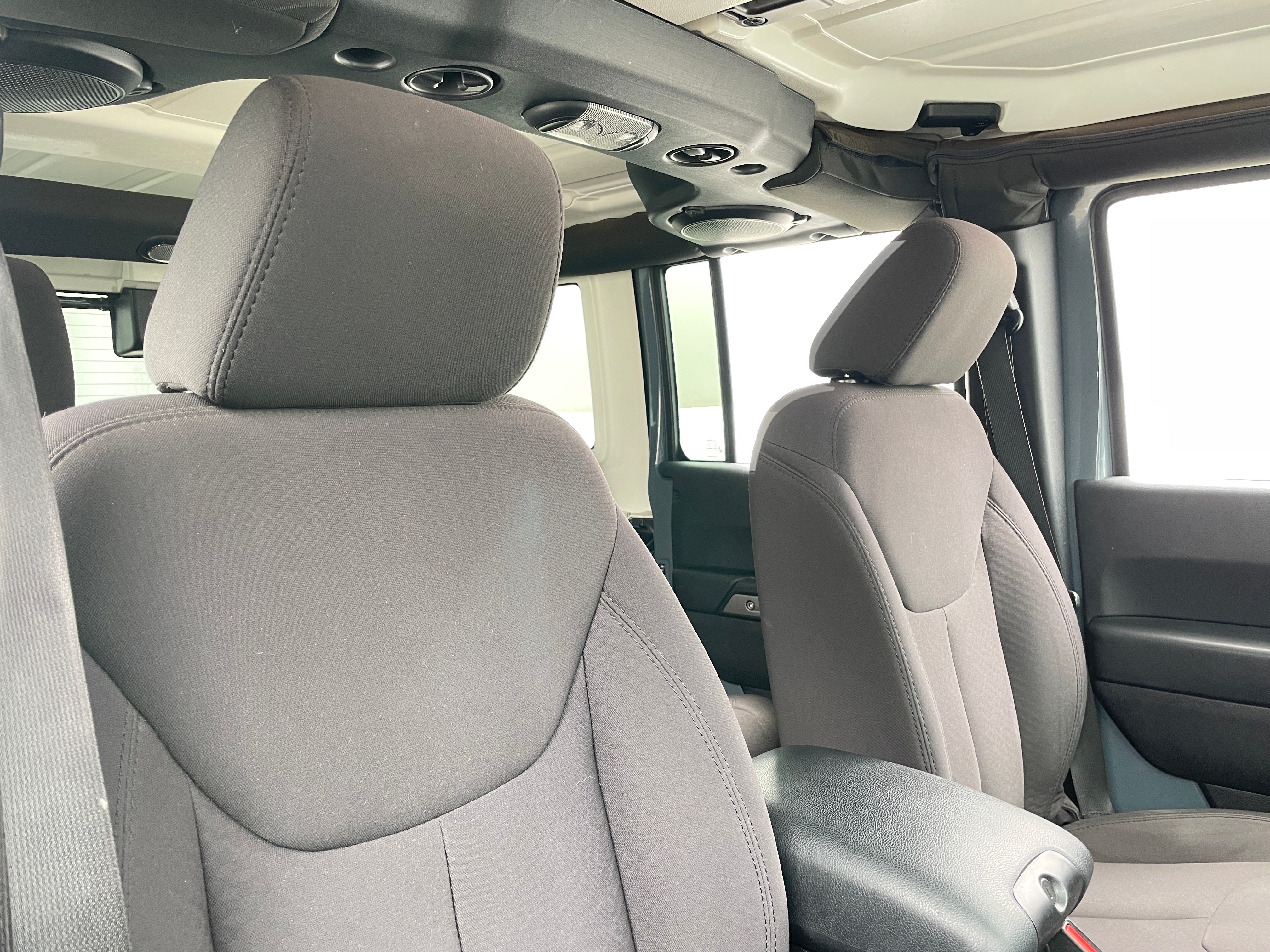 2014 Jeep Wrangler Unlimited Sport S 2