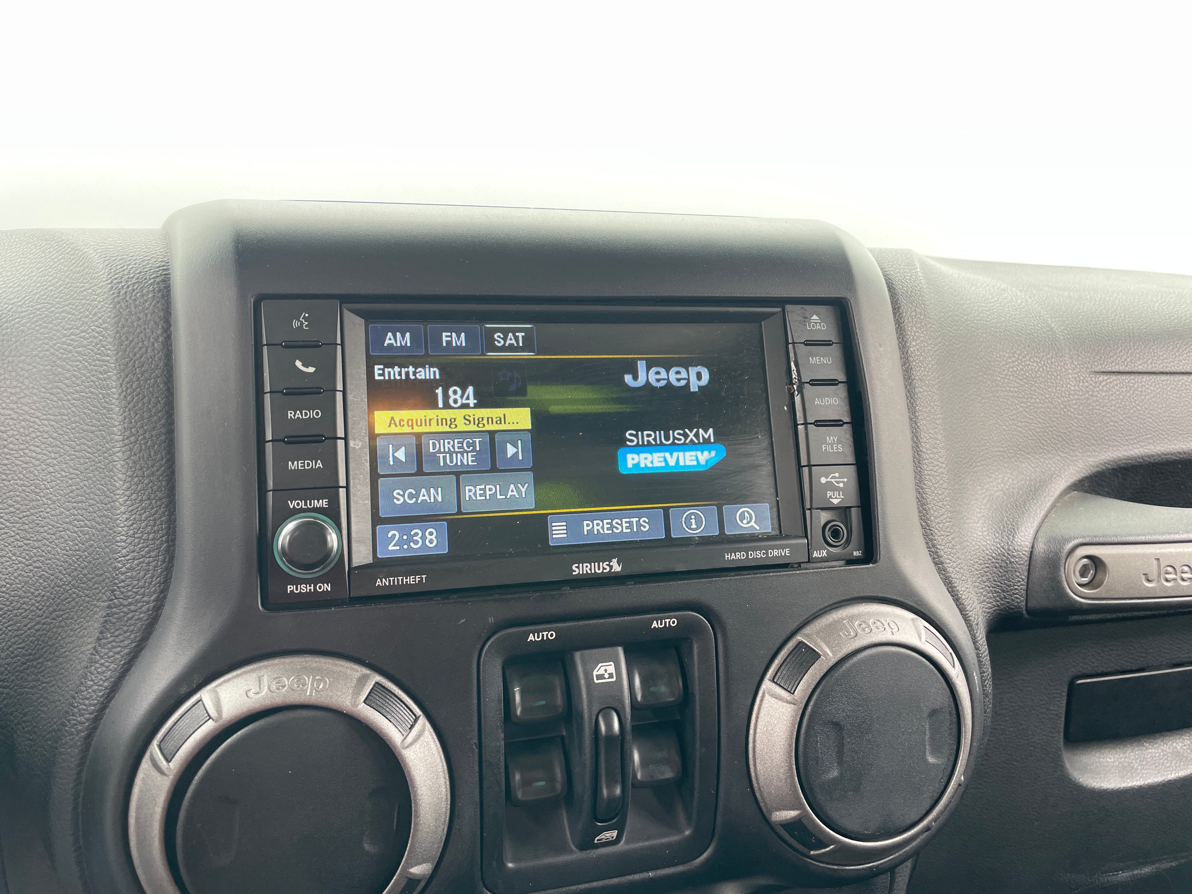 2014 Jeep Wrangler Unlimited Sport S 4