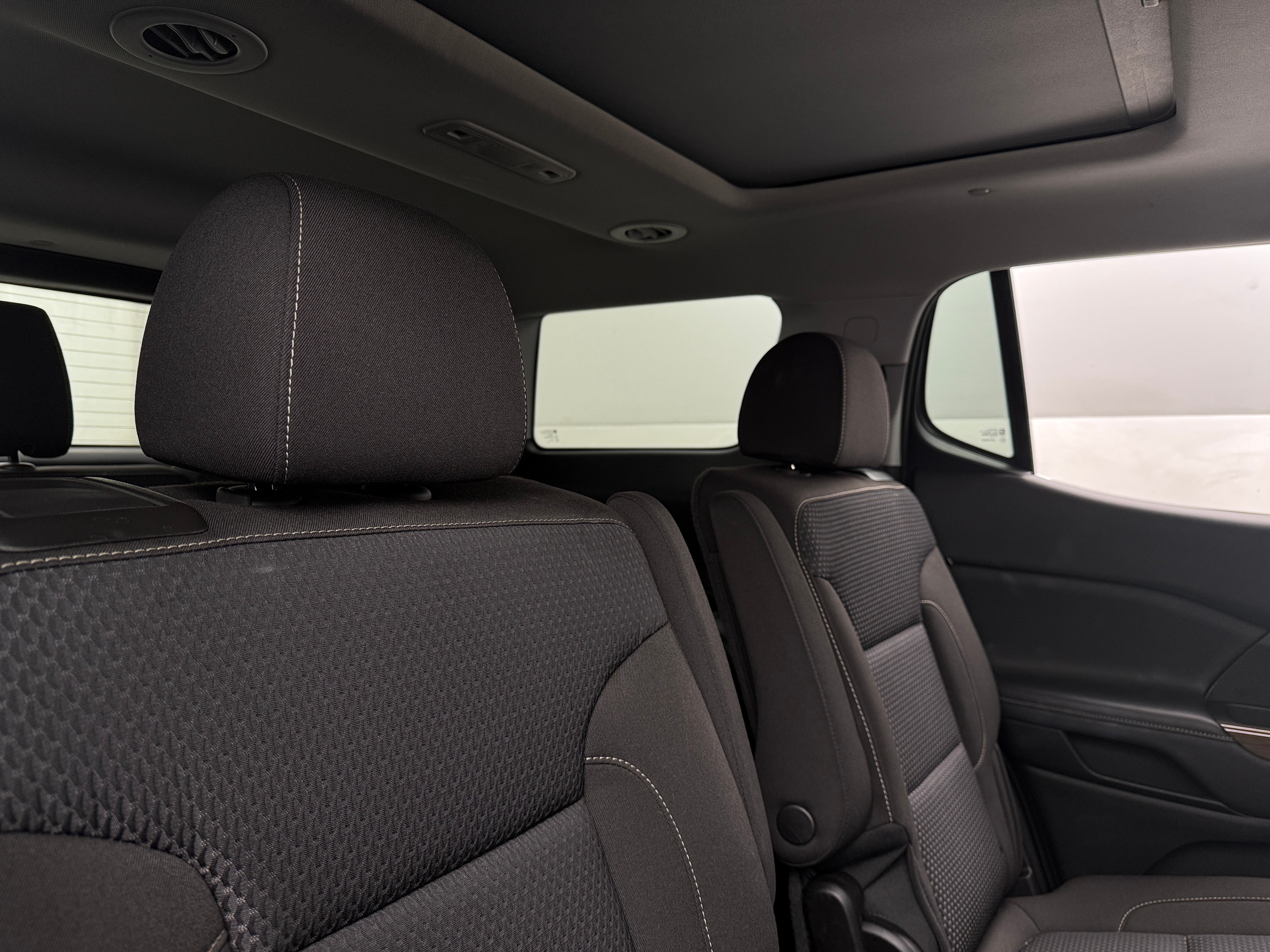 2023 GMC Acadia SLE 6