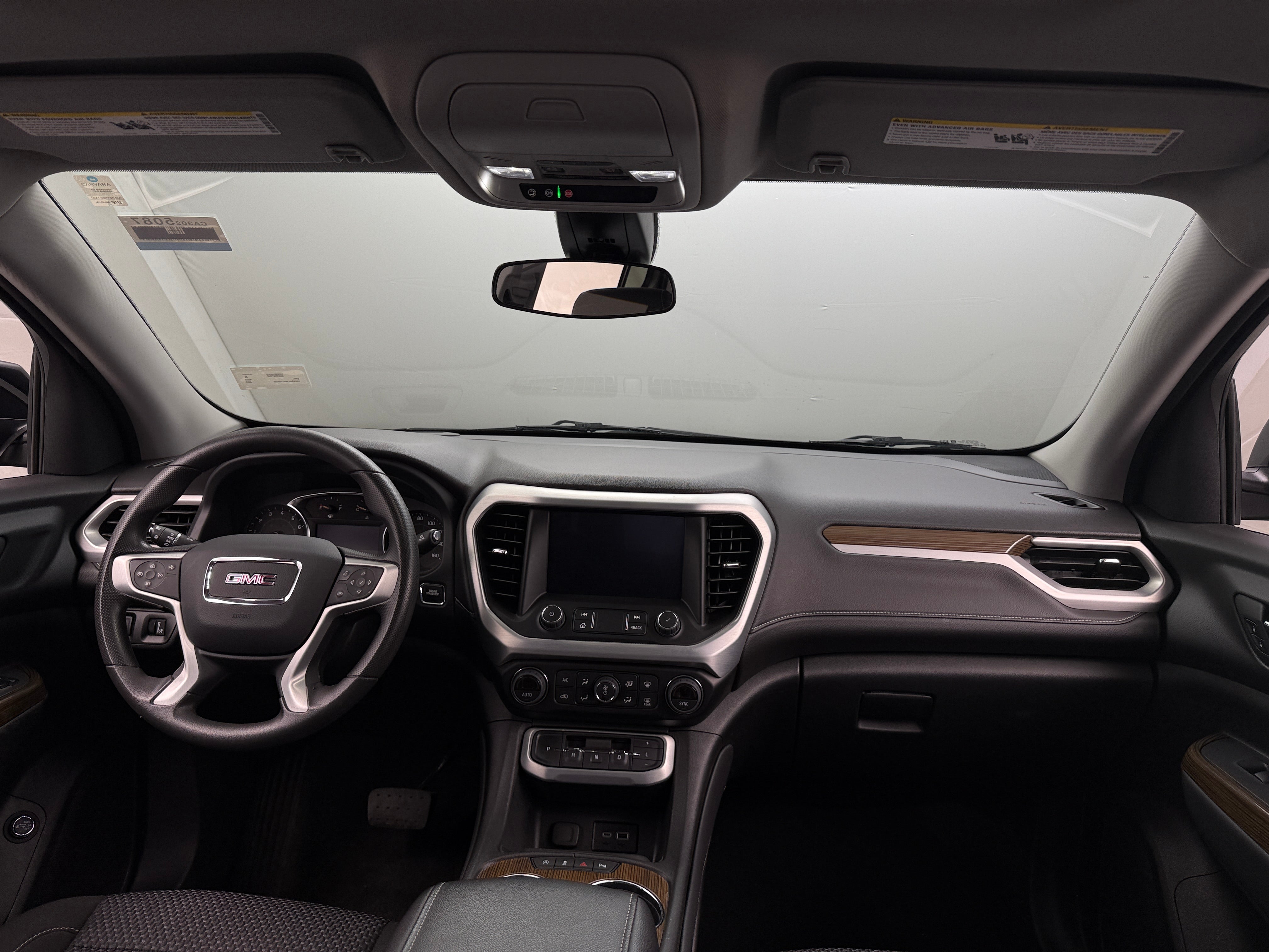 2023 GMC Acadia SLE 3