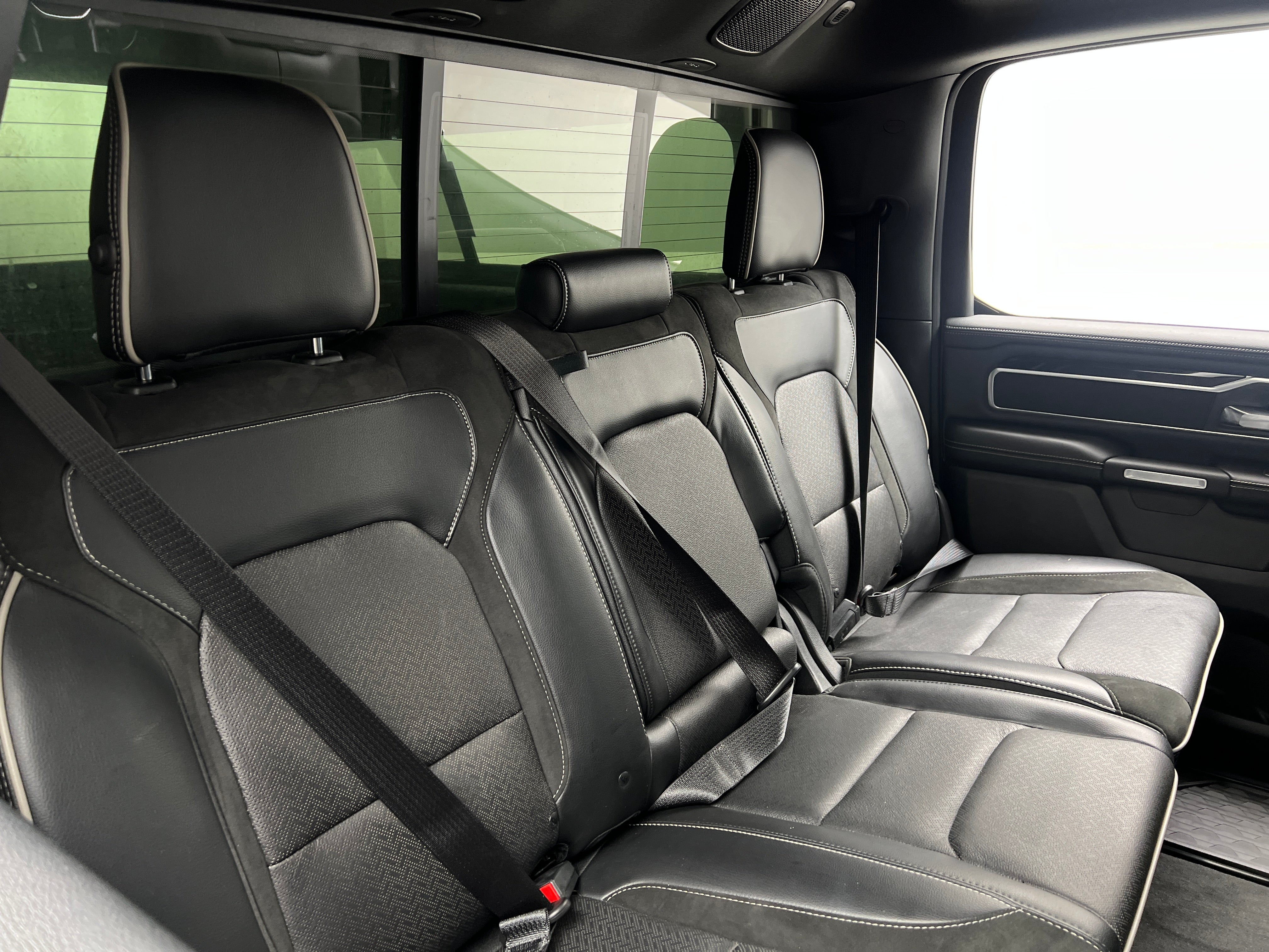2019 RAM 1500 Laramie 5