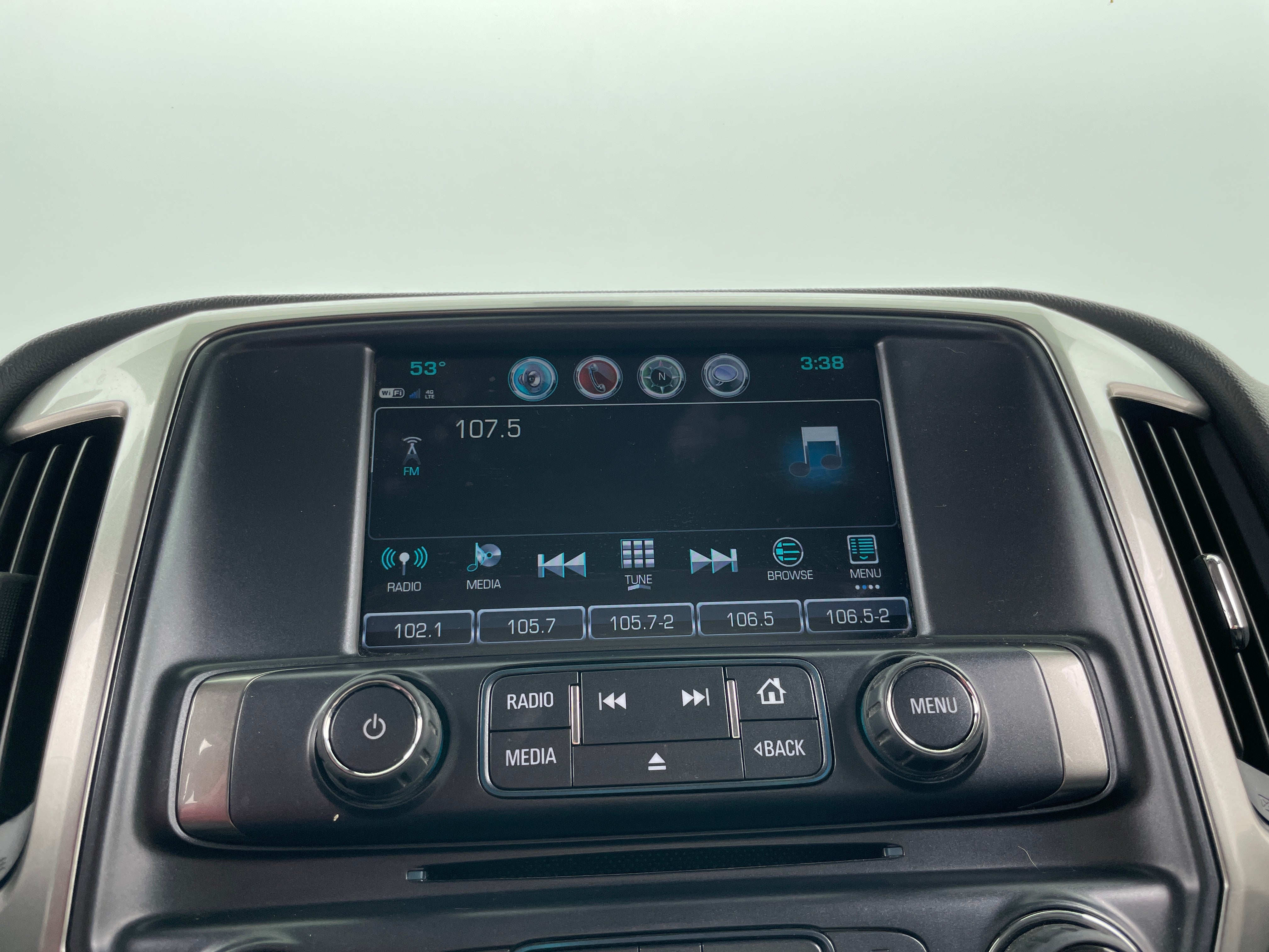 2019 Chevrolet Silverado 1500 LT Z71 4