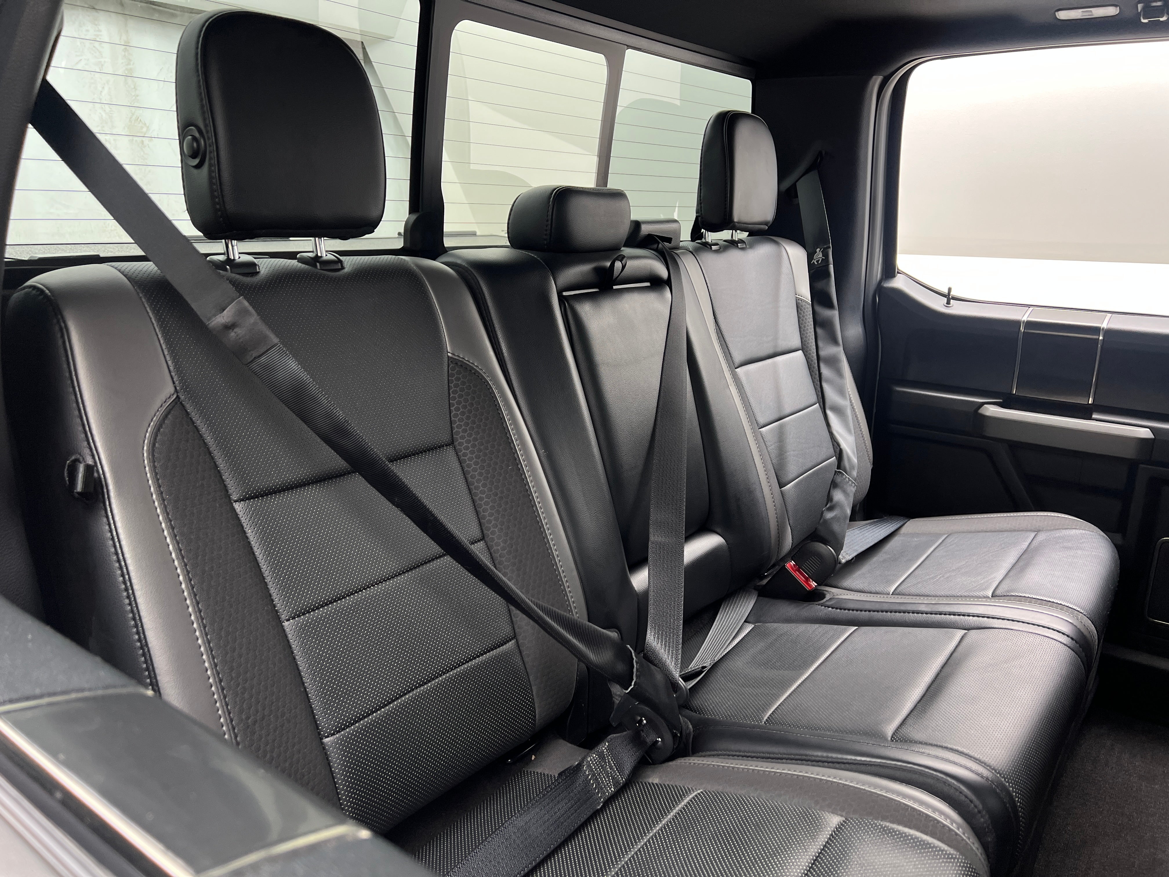 2019 Ford Econoline E-150 5