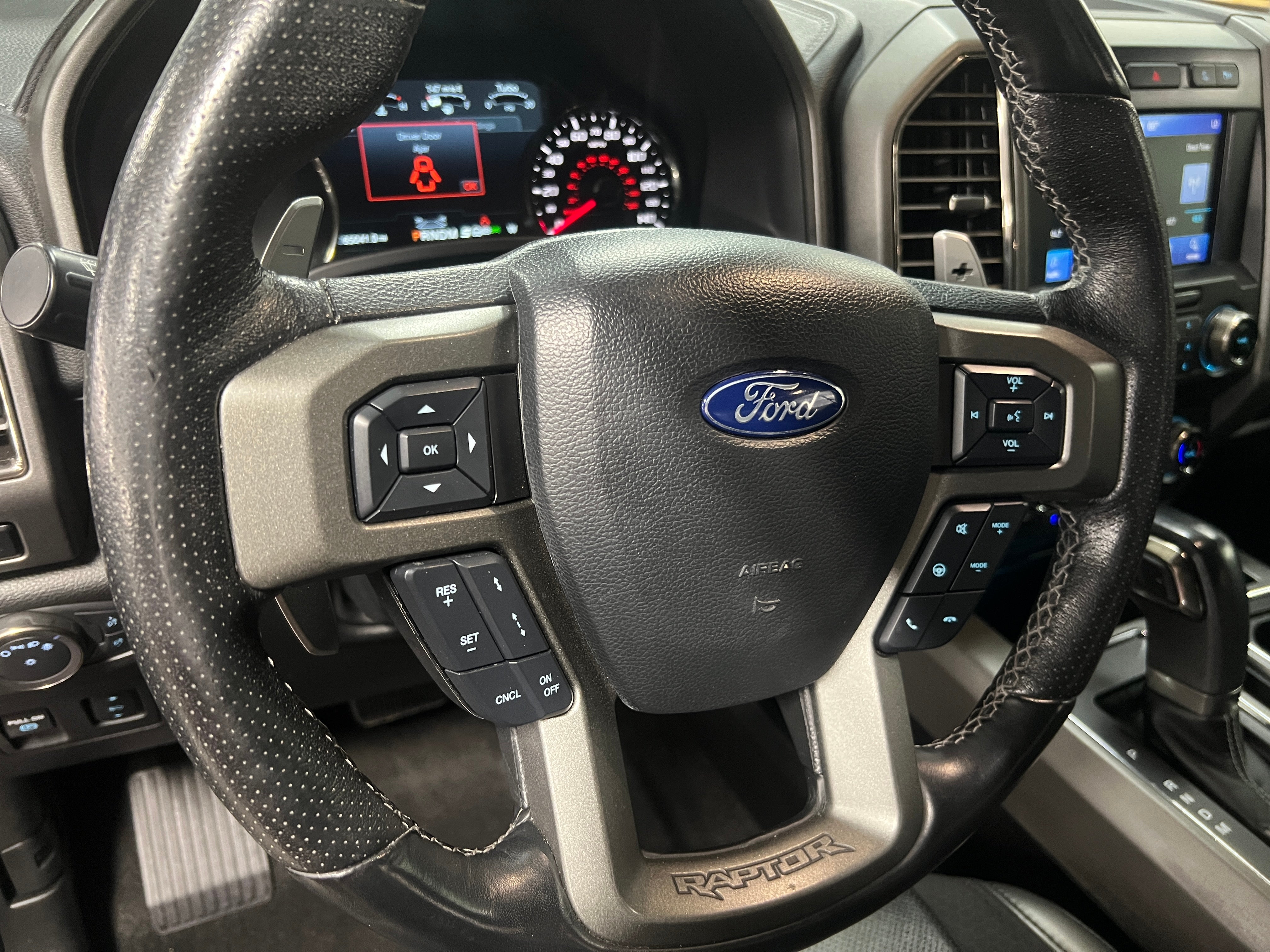2019 Ford Econoline E-150 4