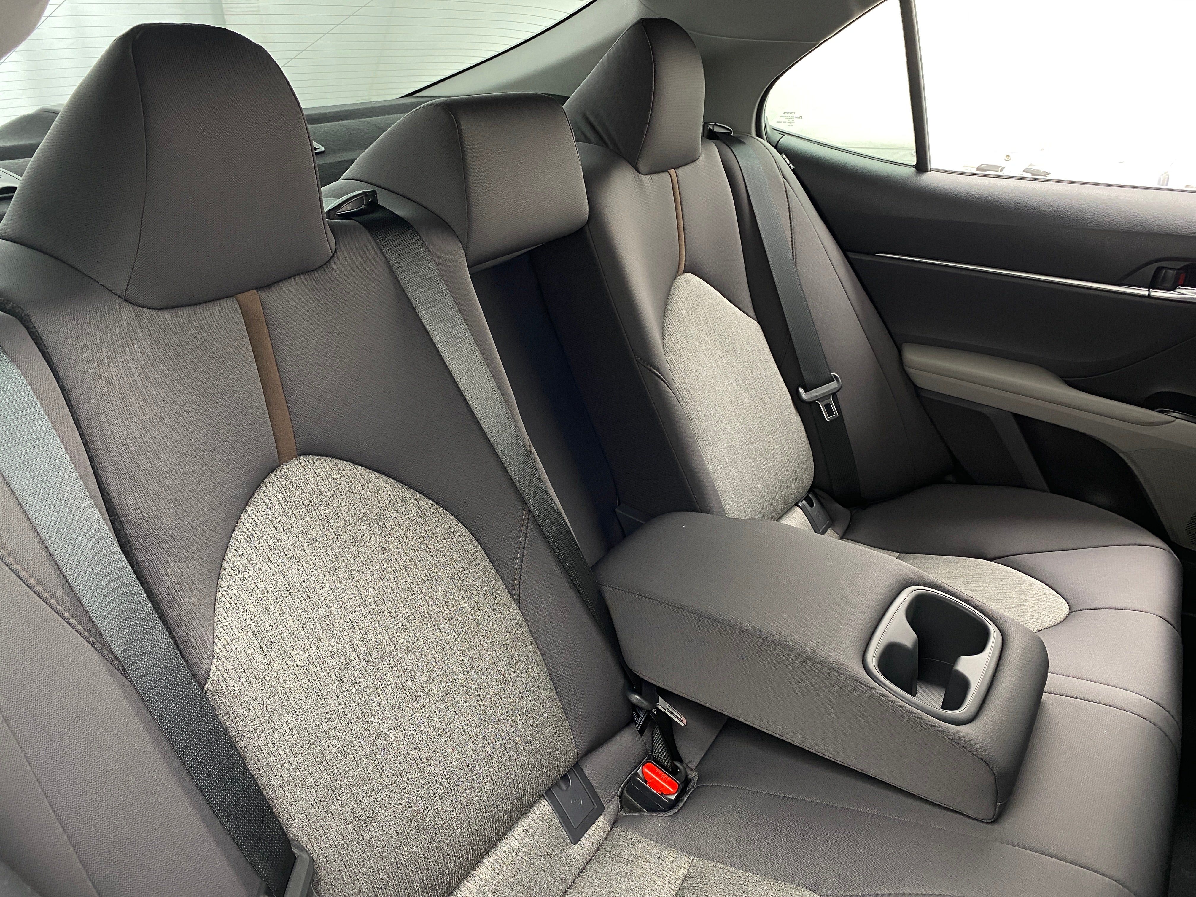 2019 Toyota Camry LE 6