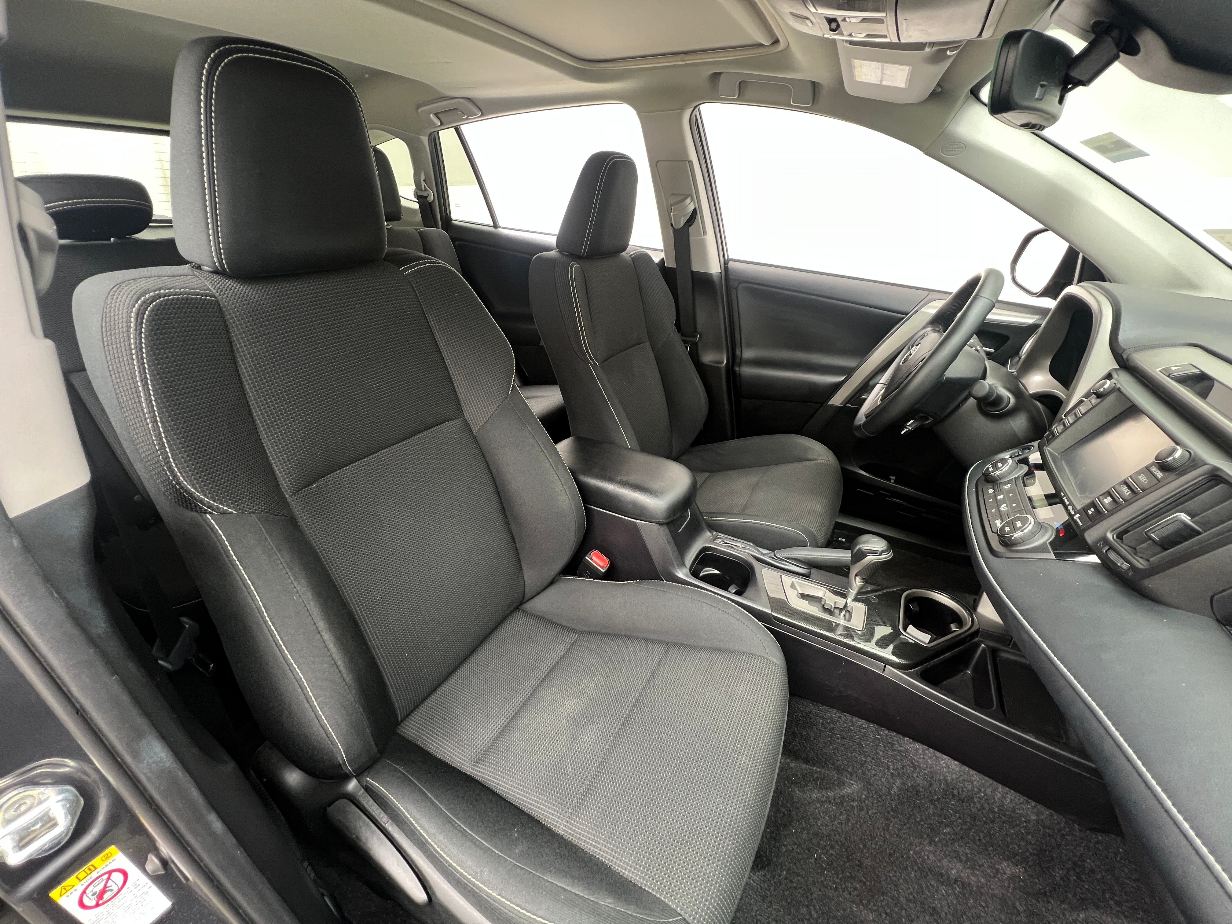2018 Toyota RAV4 Adventure 2