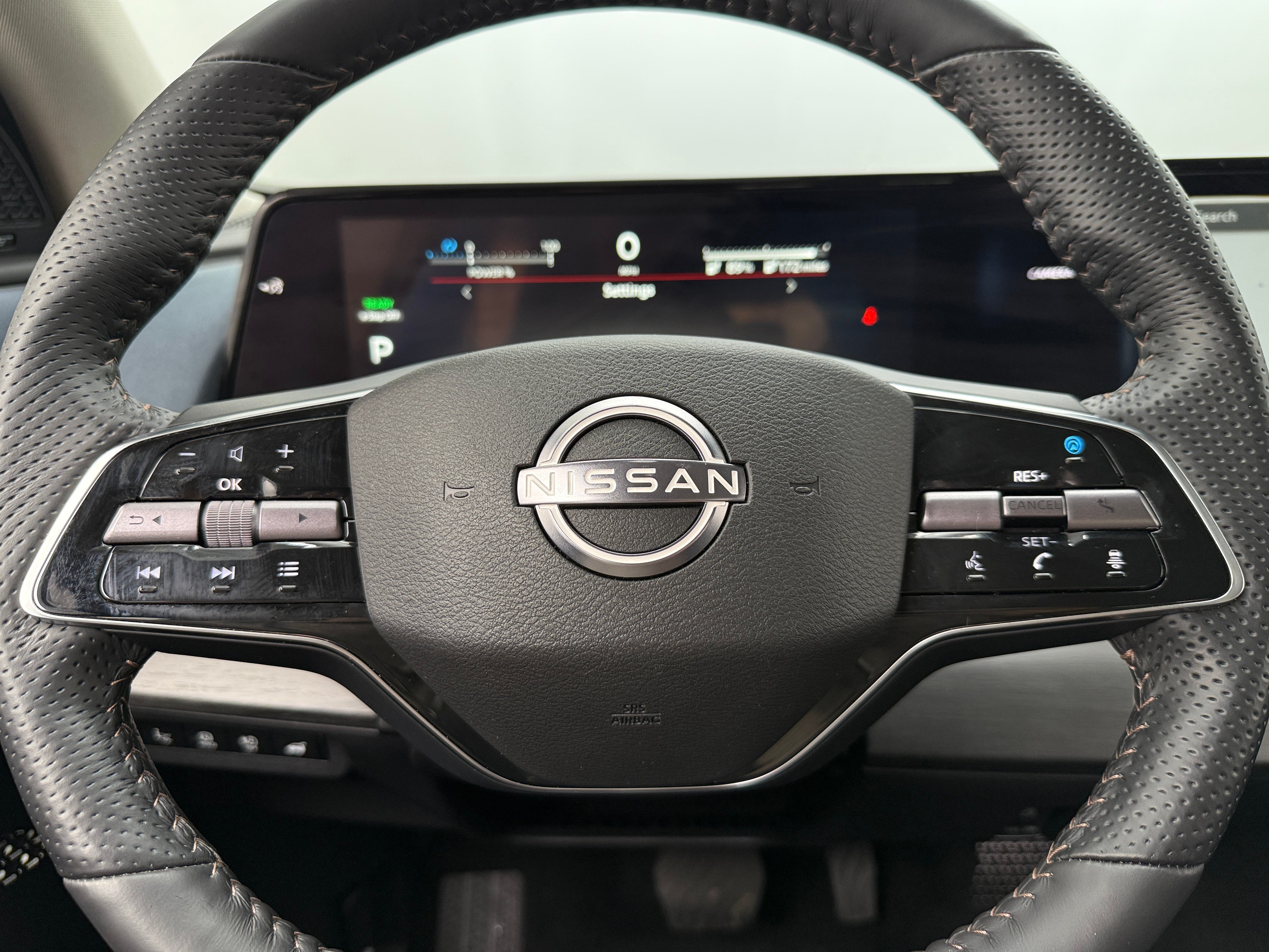 2023 Nissan Ariya Platinum+ 4